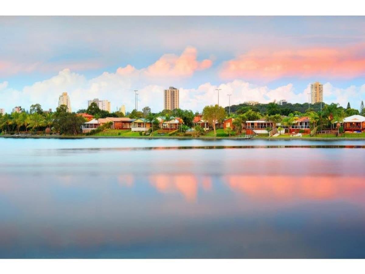89 Cassowary Drive, BURLEIGH WATERS, Burleigh Waters - Thumbnail 5