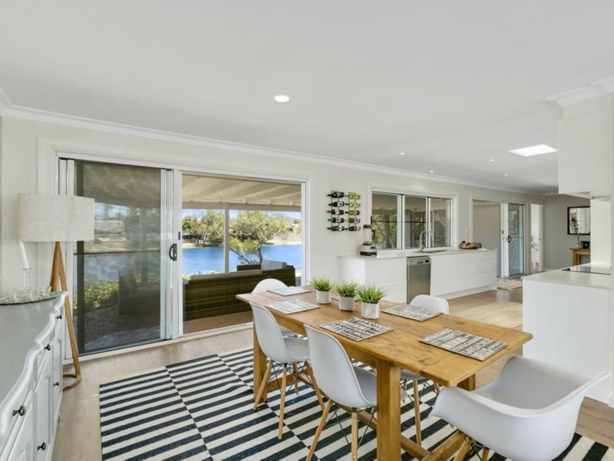 58 Dunlin Drive, BURLEIGH WATERS, Burleigh Waters - Thumbnail 4