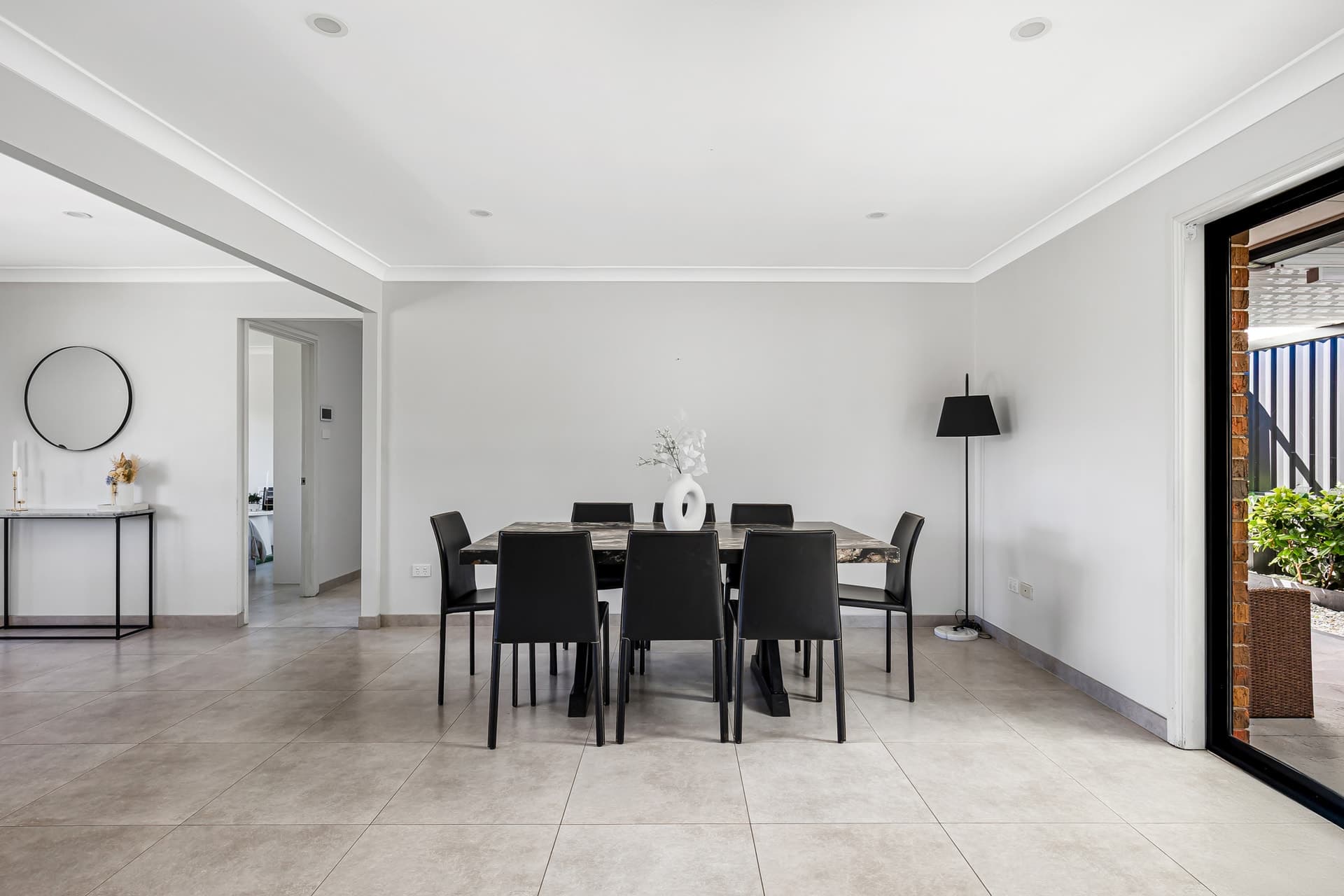3a Richards Crescent, Cecil Hills - Thumbnail 8