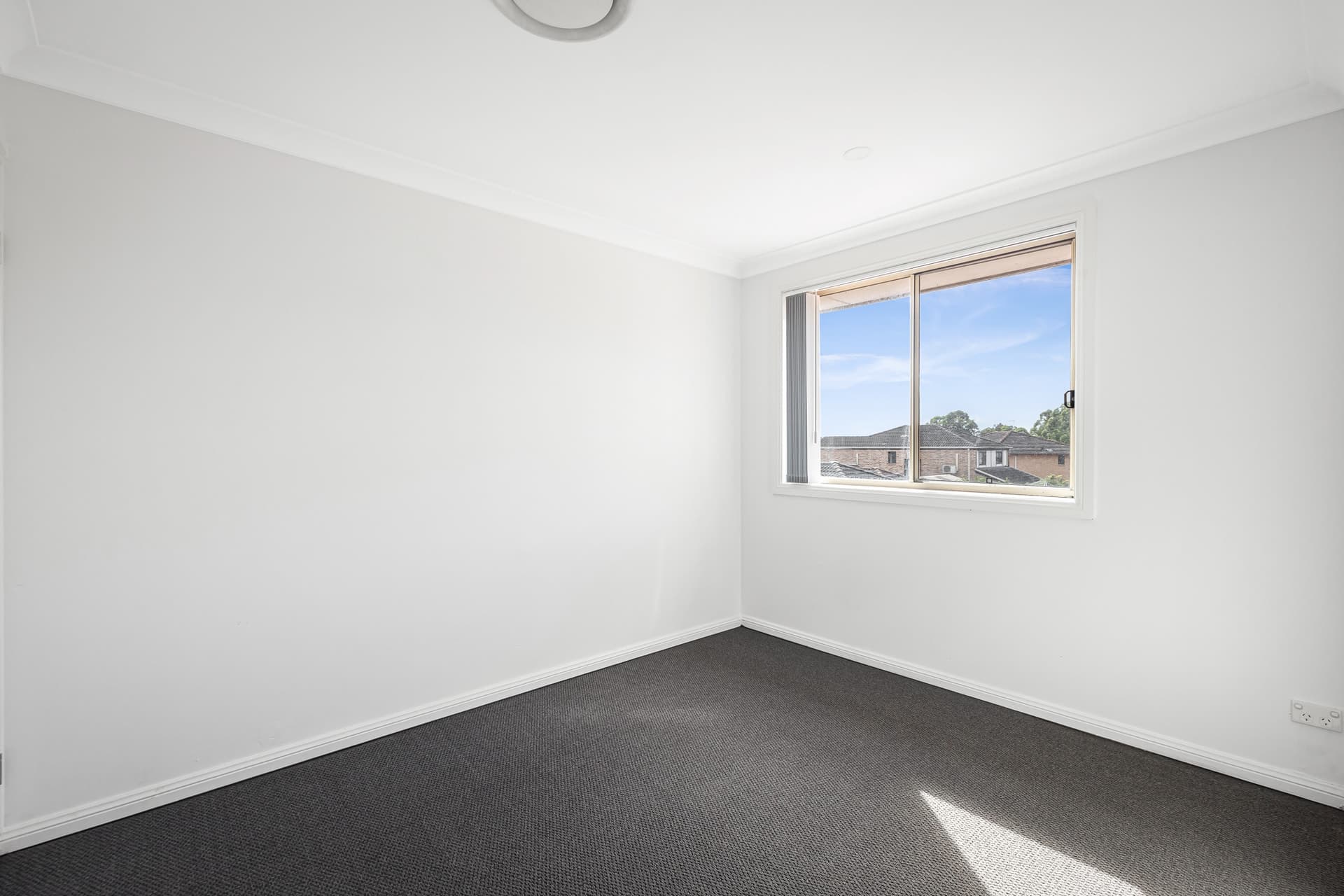 5 Tingha Close, Hinchinbrook - Thumbnail 4