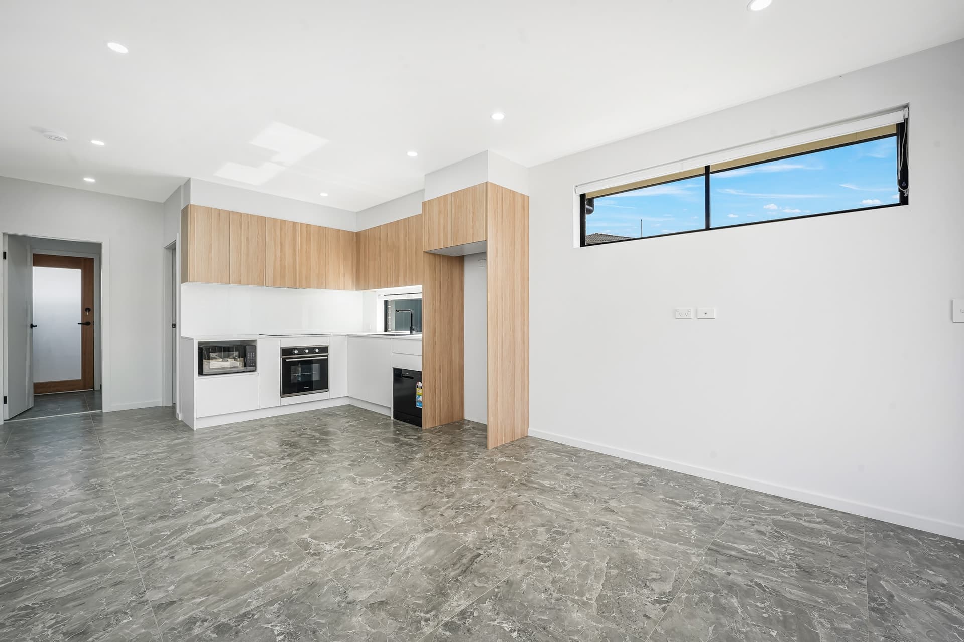 21A Swinborne Crescent, Wetherill Park - Thumbnail 5