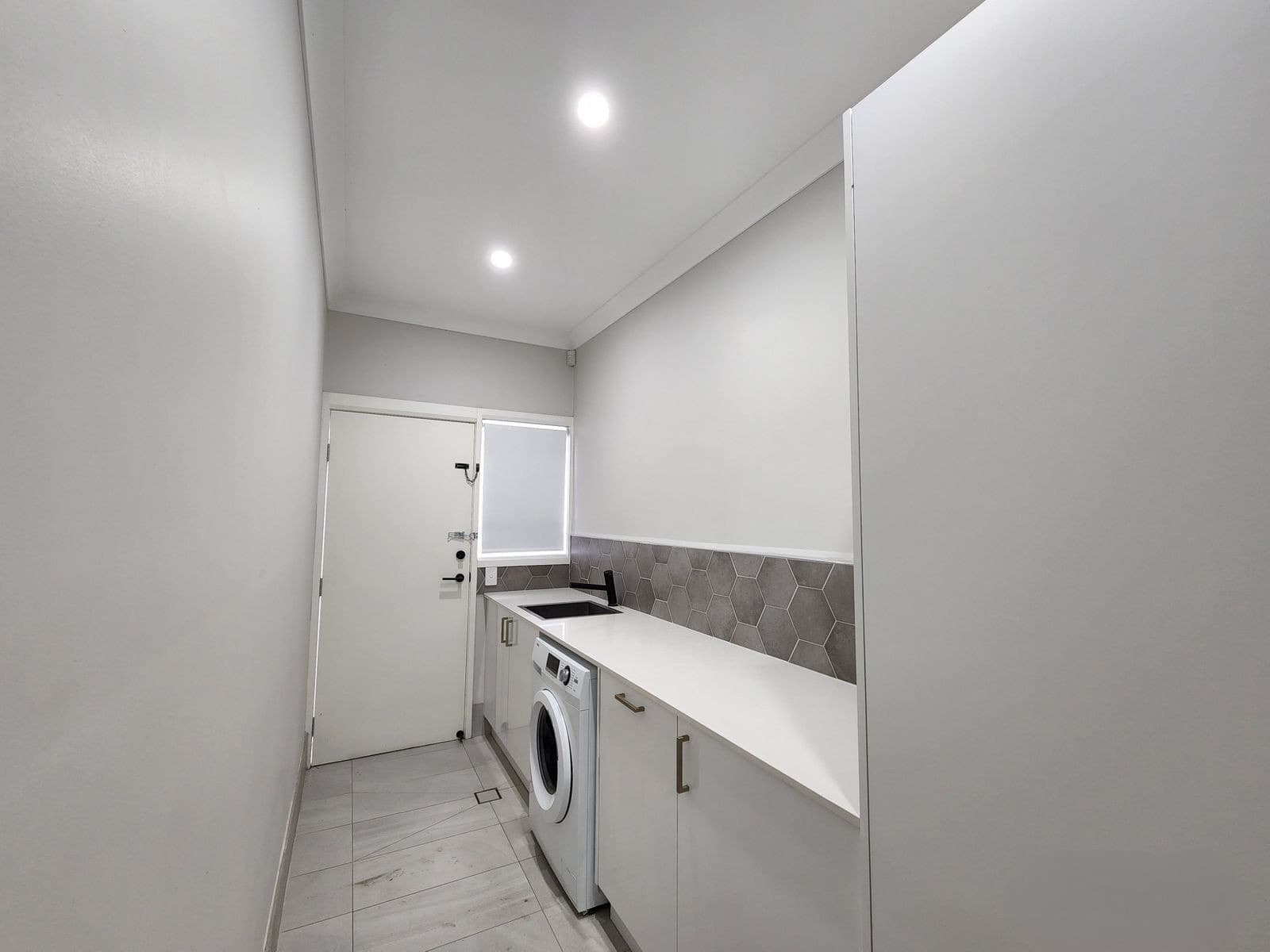 75 Derria Street, Canley Heights - Thumbnail 4