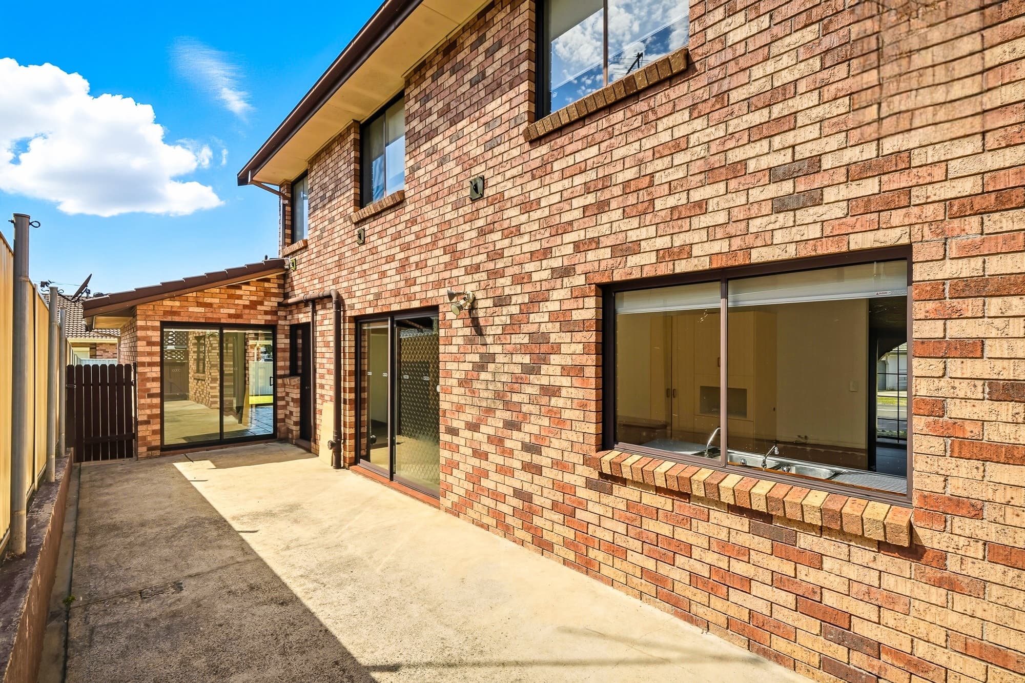 40 Mimosa Road, Bossley Park - Thumbnail 2
