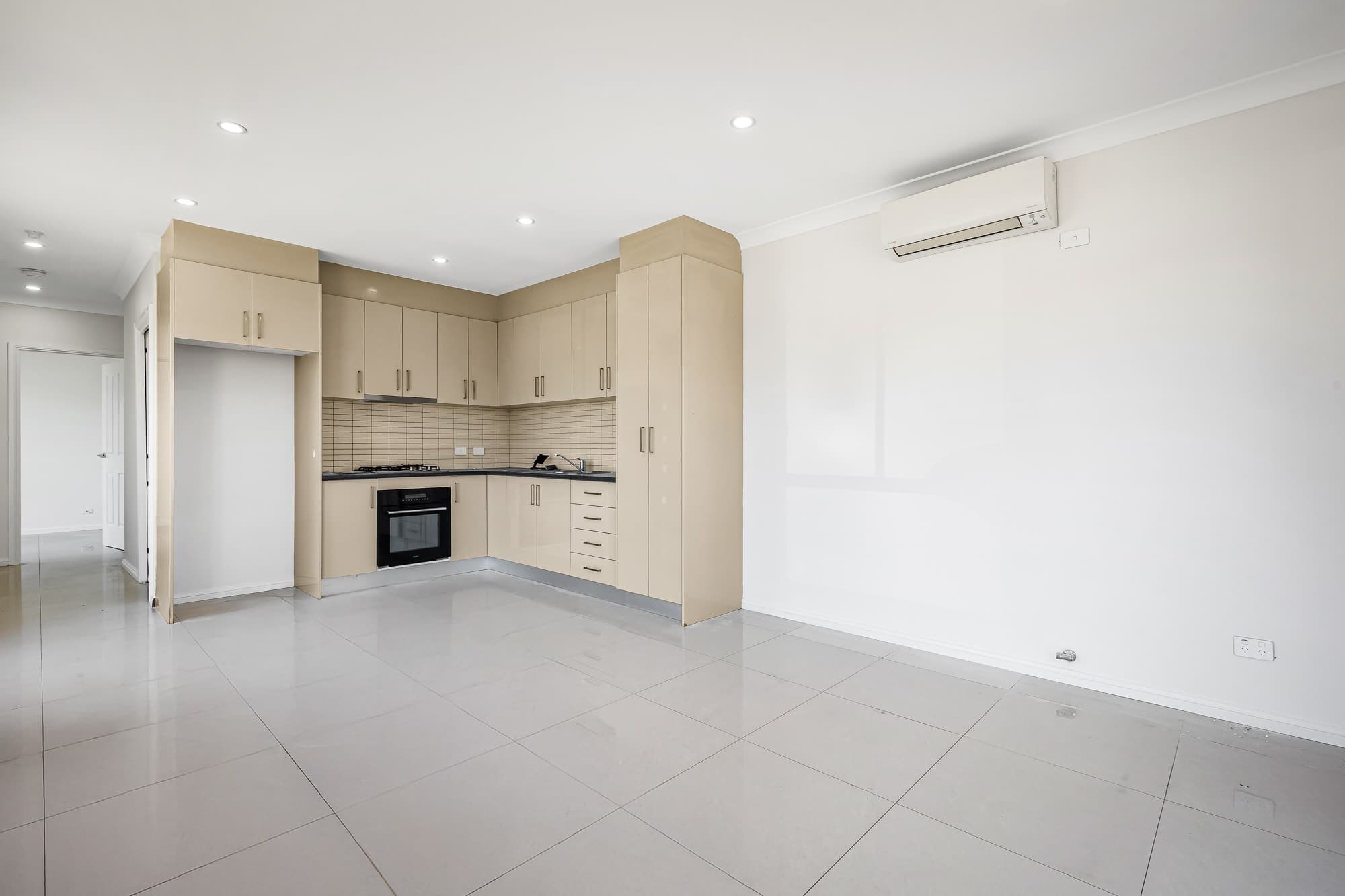 1A Myora Close, Green Valley - Thumbnail 4
