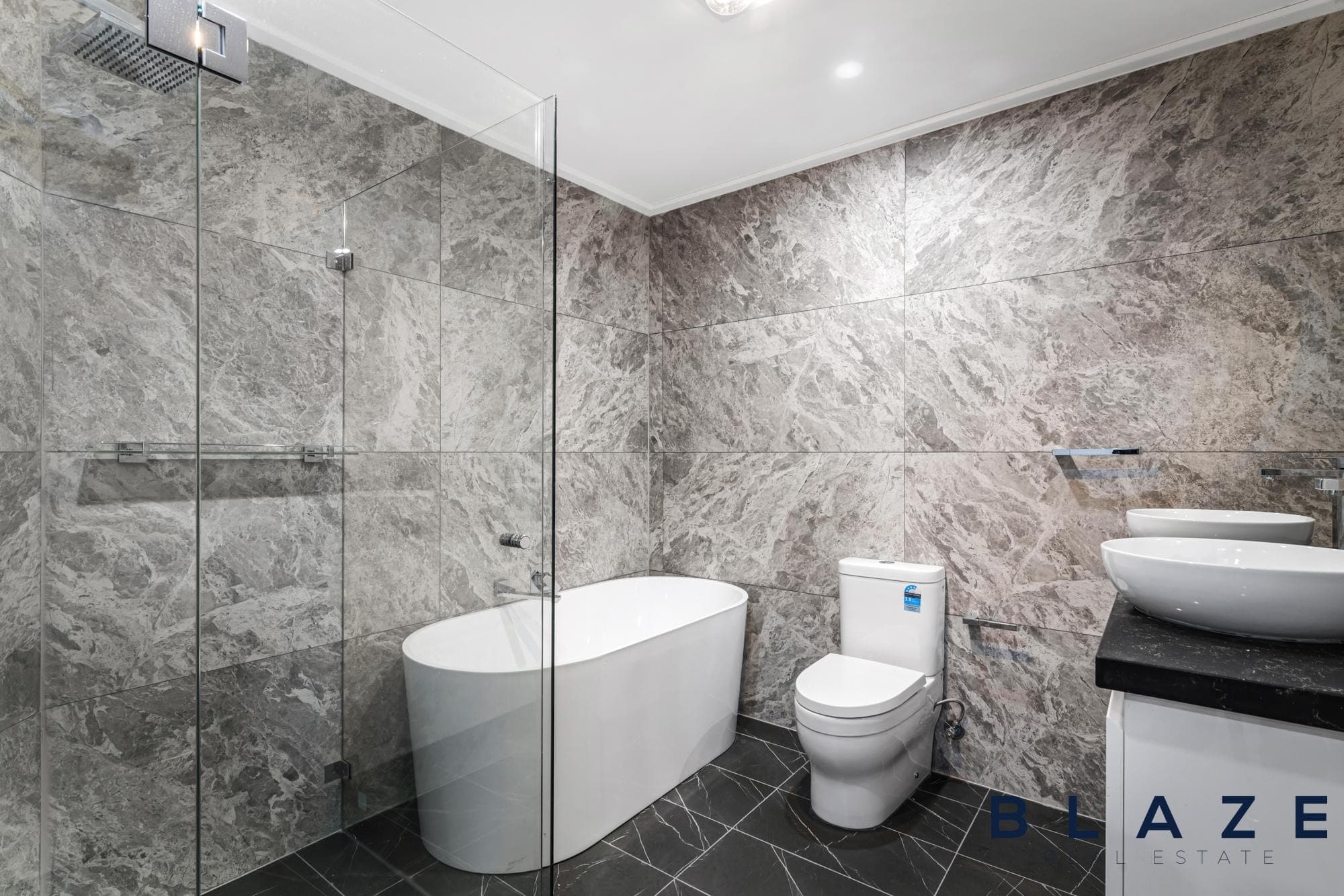 3/10 Dawson Street, Fairfield Heights - Thumbnail 3