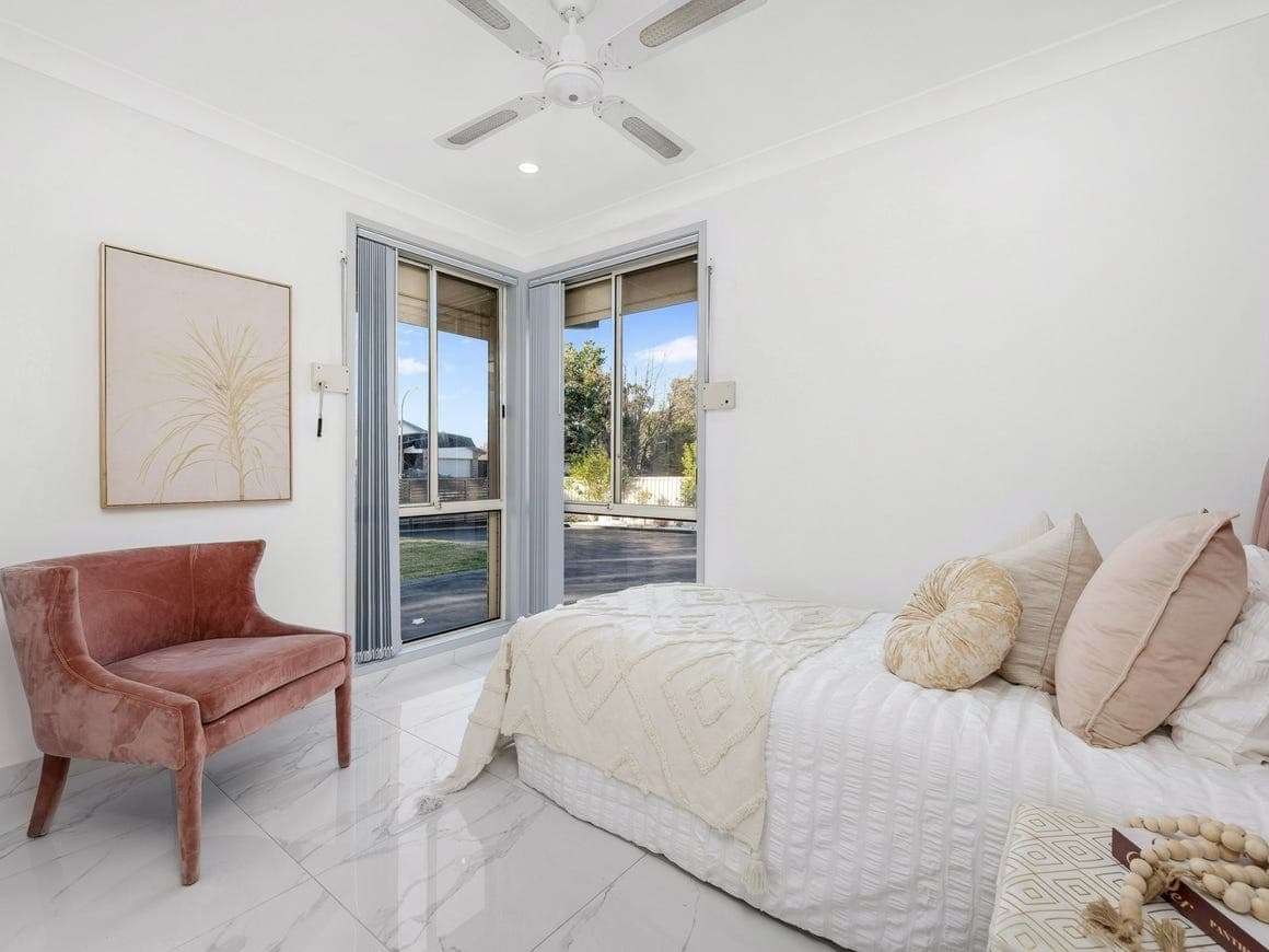 6 Albatross Avenue, Hinchinbrook - Thumbnail 3