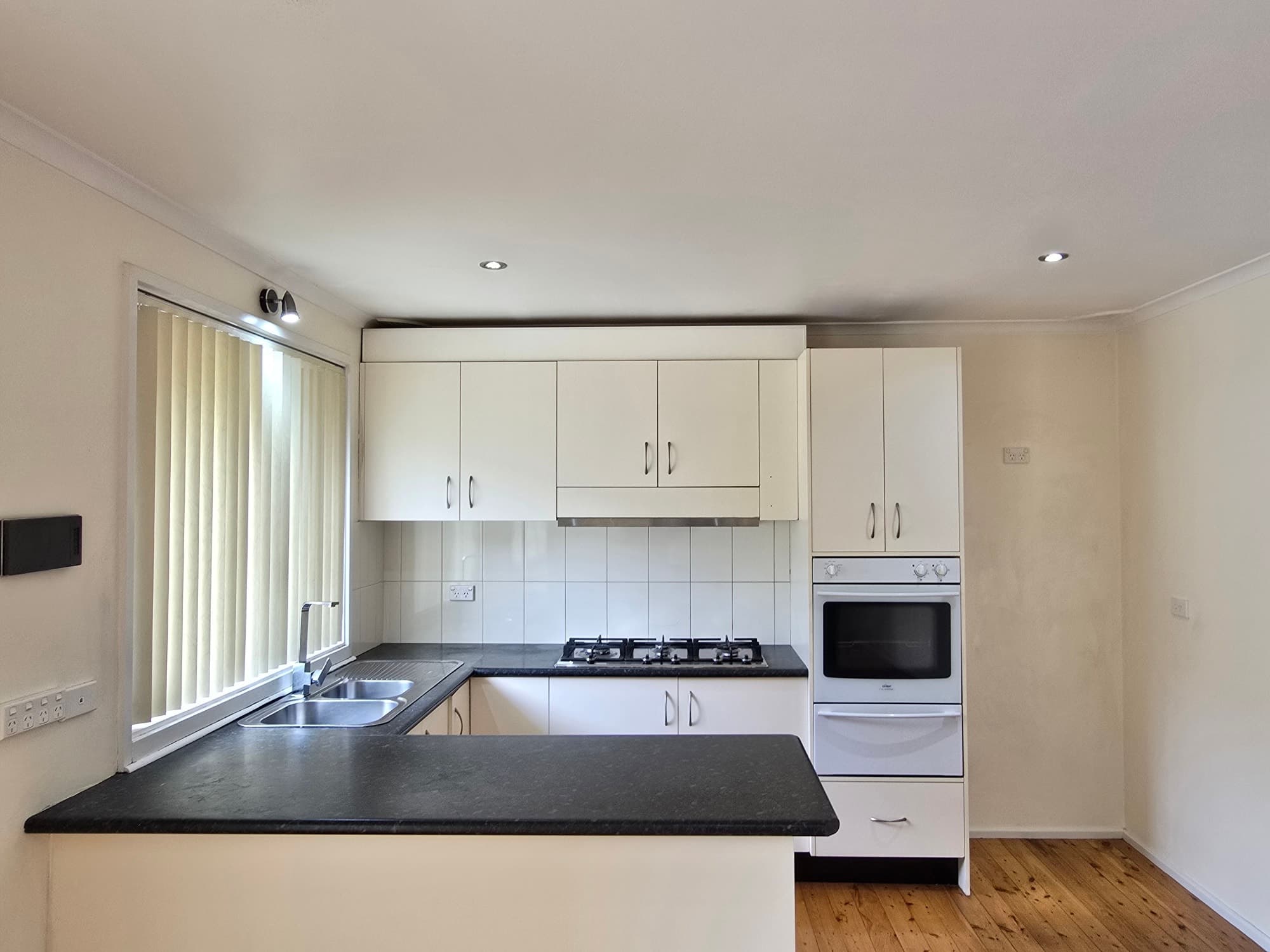 31 Bettong Crescent, Bossley Park - Thumbnail 4