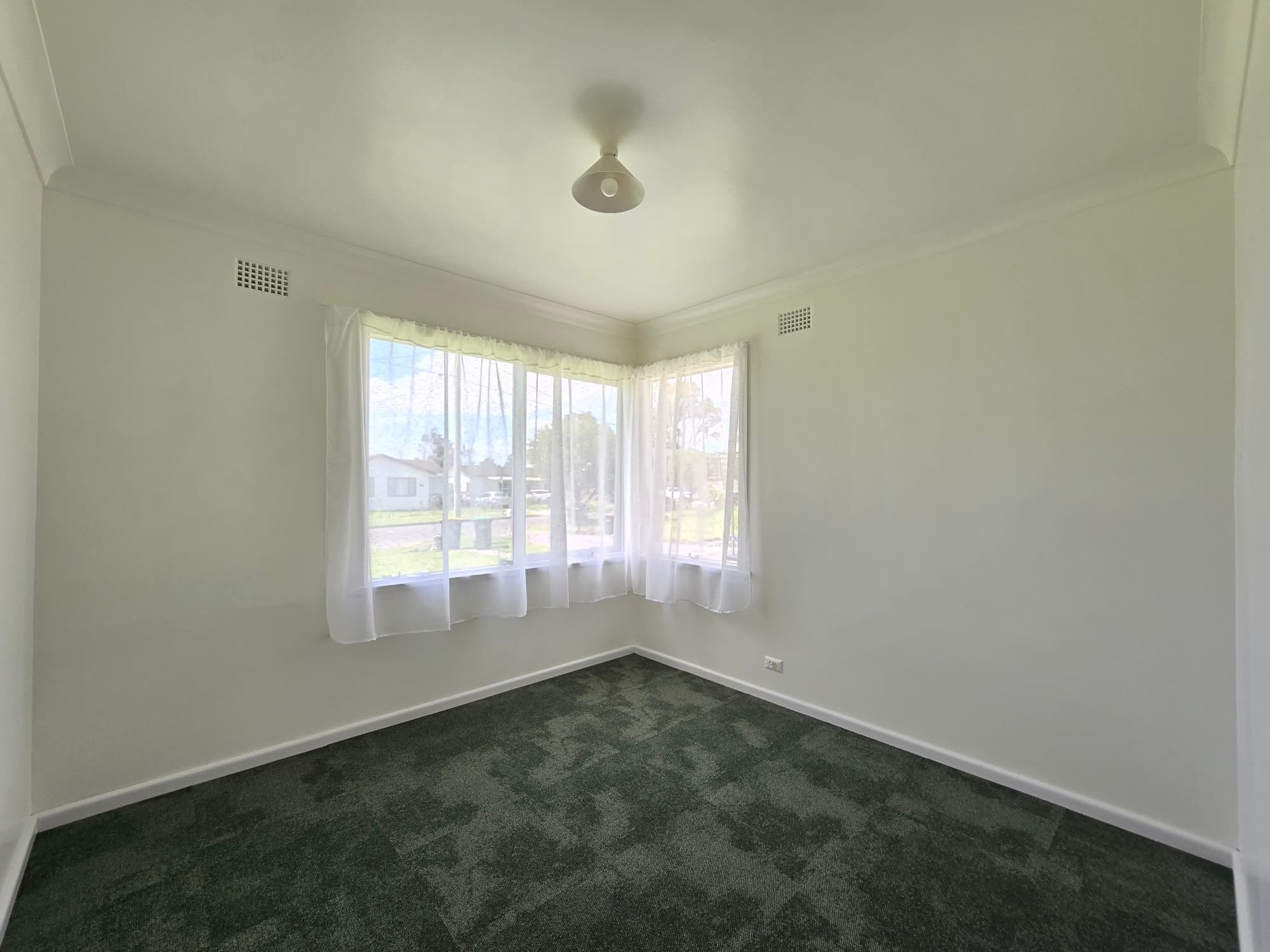 36 Woodlands Road, Liverpool - Thumbnail 2