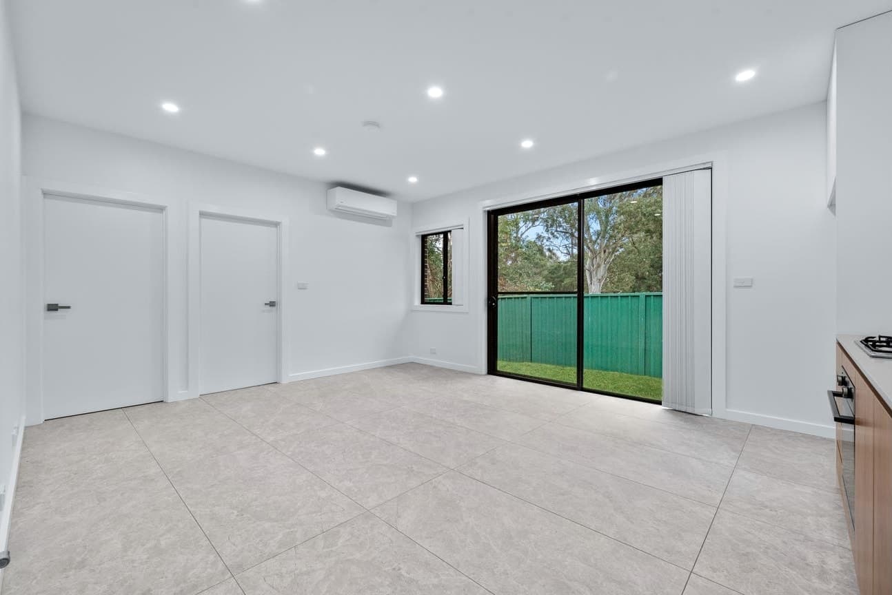 8a Akuna Avenue, Bradbury - Thumbnail 6