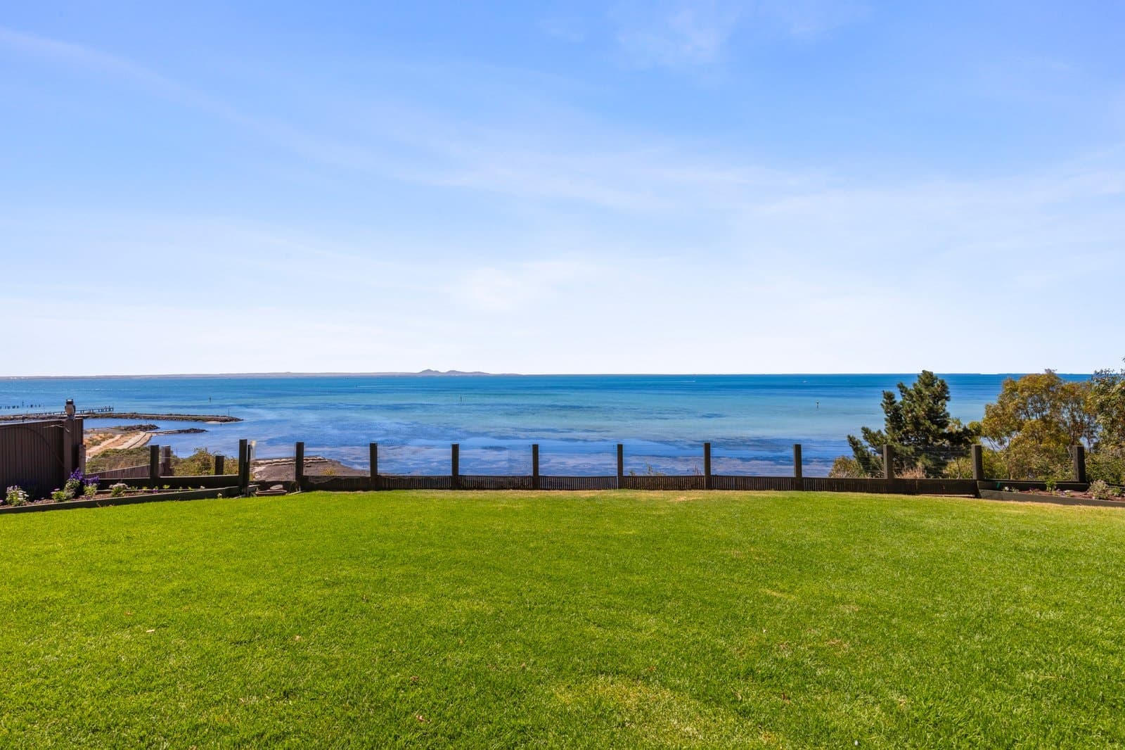 142 Bay Shore Avenue, Clifton Springs - Thumbnail 3
