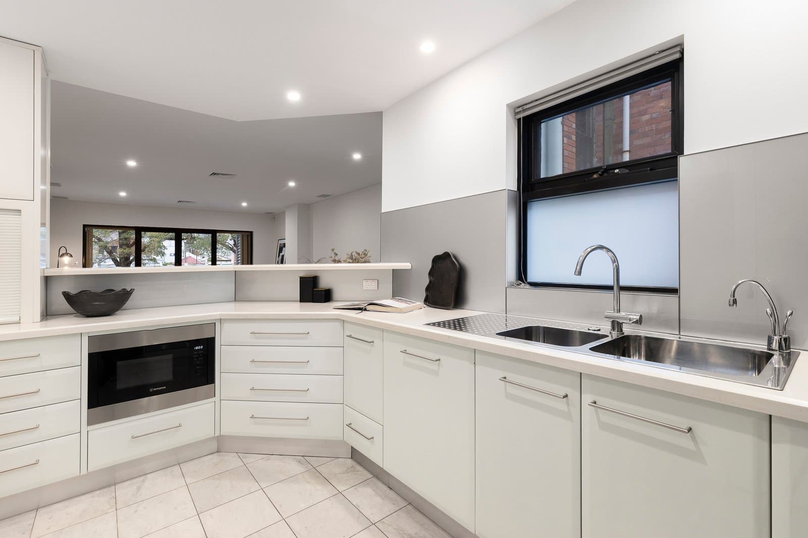 54 MacArthur Place North, Carlton - Thumbnail 5