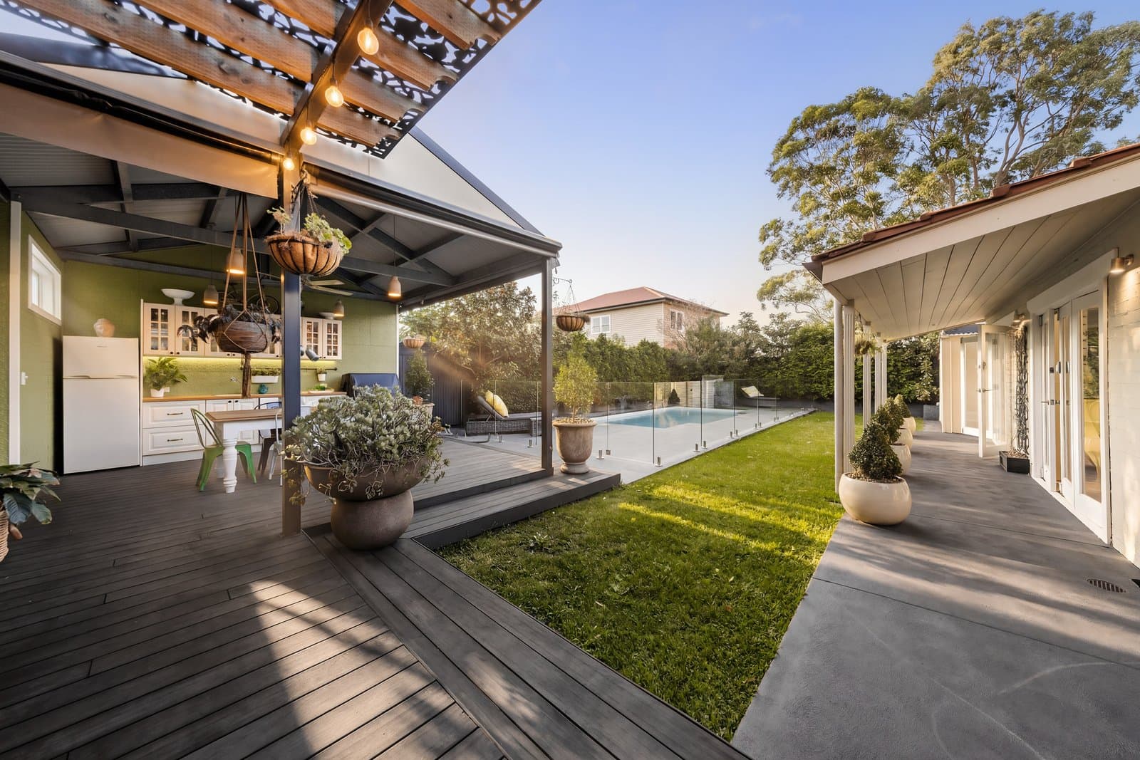 11 Highbury Road, Burwood, Burwood - Thumbnail 4