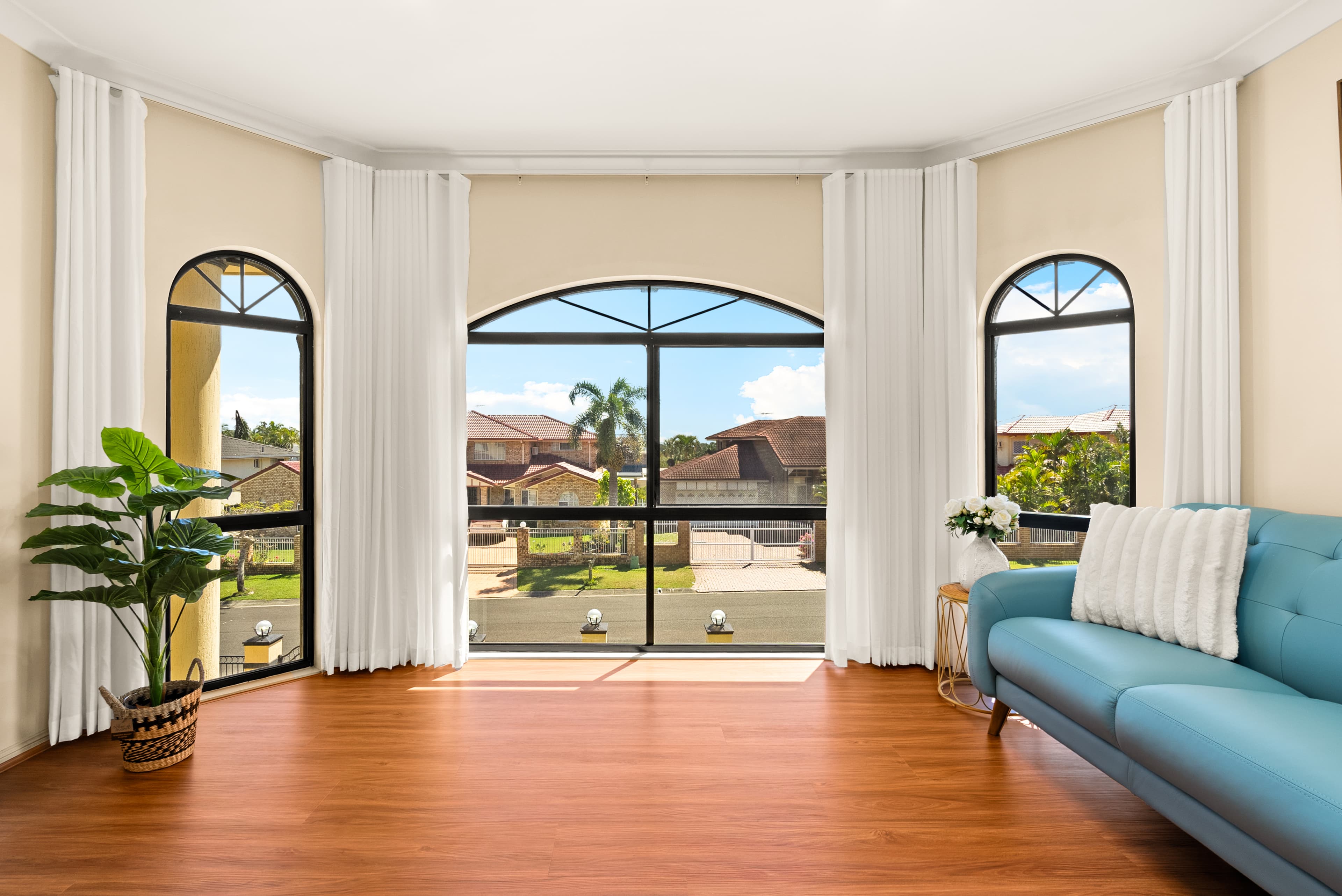56 Poinciana Crescent, Stretton - Thumbnail 4