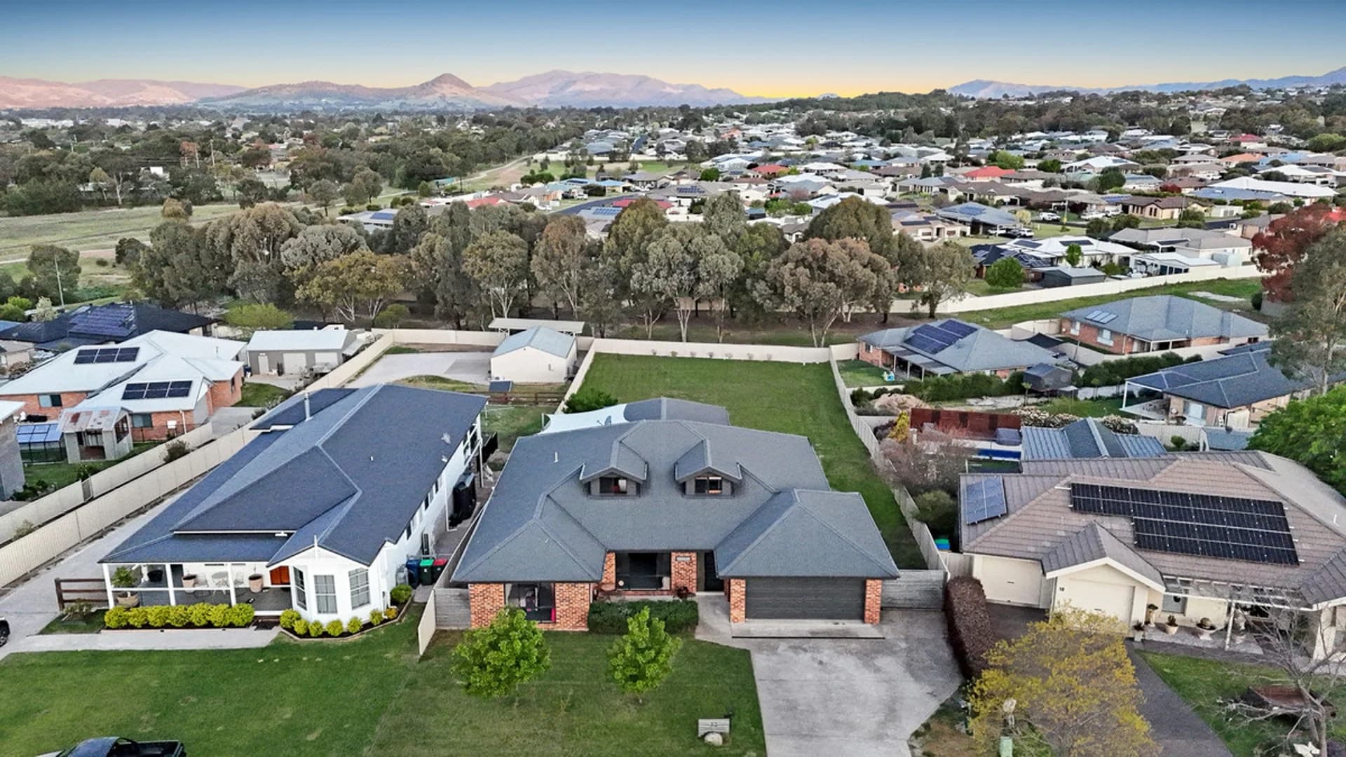 12 Tennant Close, Mudgee NSW 2850, Mudgee - Image 1