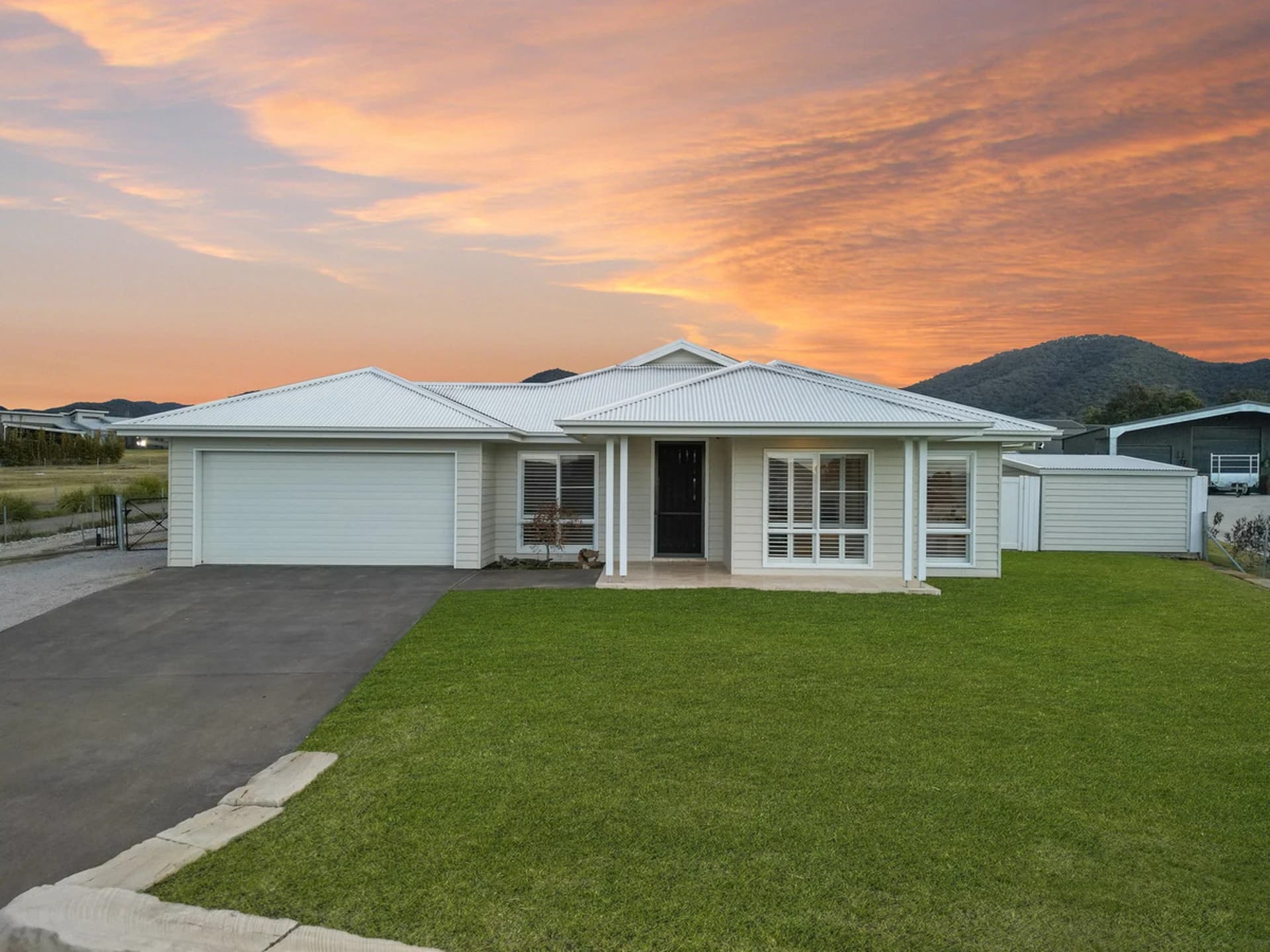 9 Steel Drive, Mudgee NSW 2850, Spring Flat - Thumbnail 2