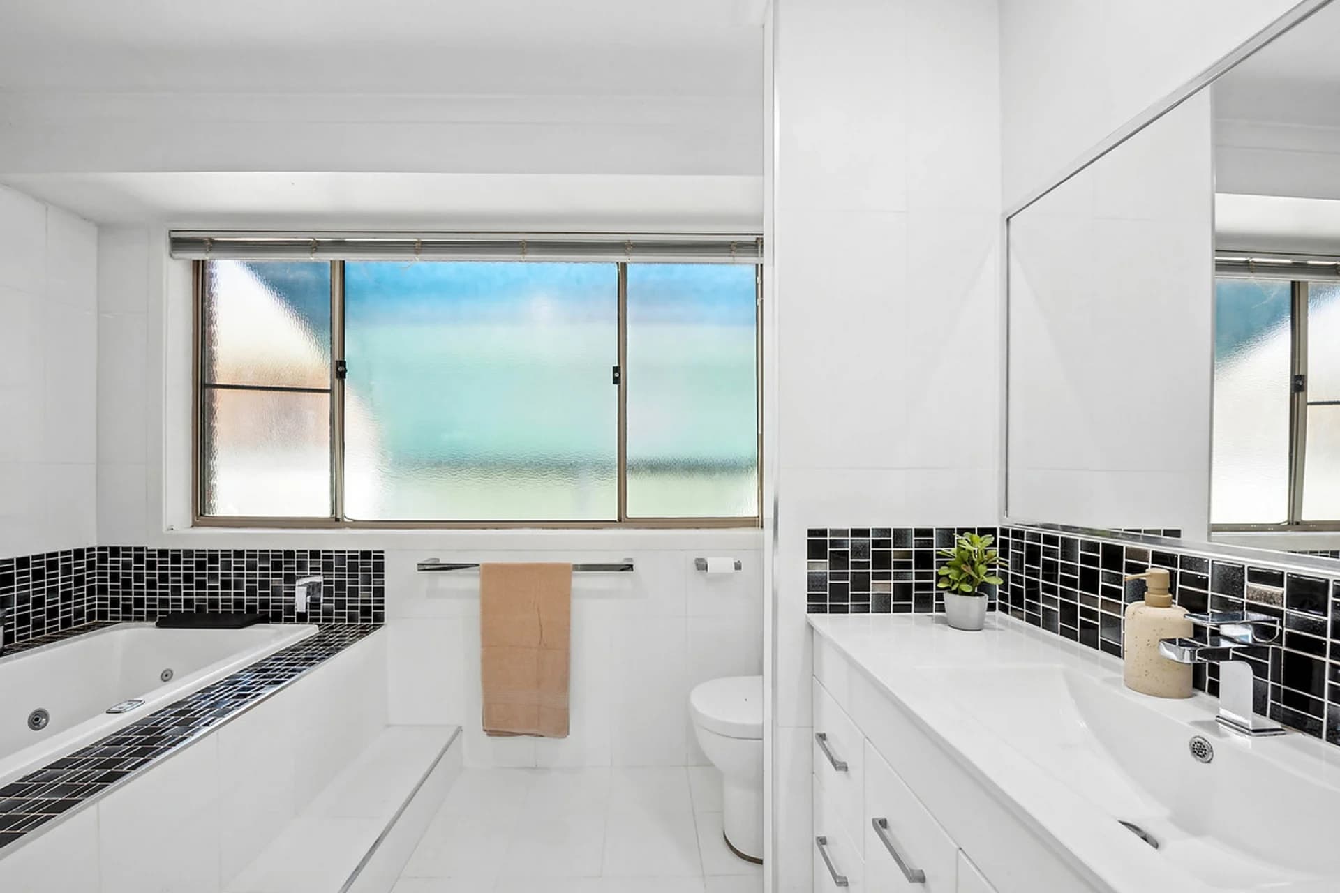 14 McGregor Place, Mudgee NSW 2850, Mudgee - Thumbnail 7