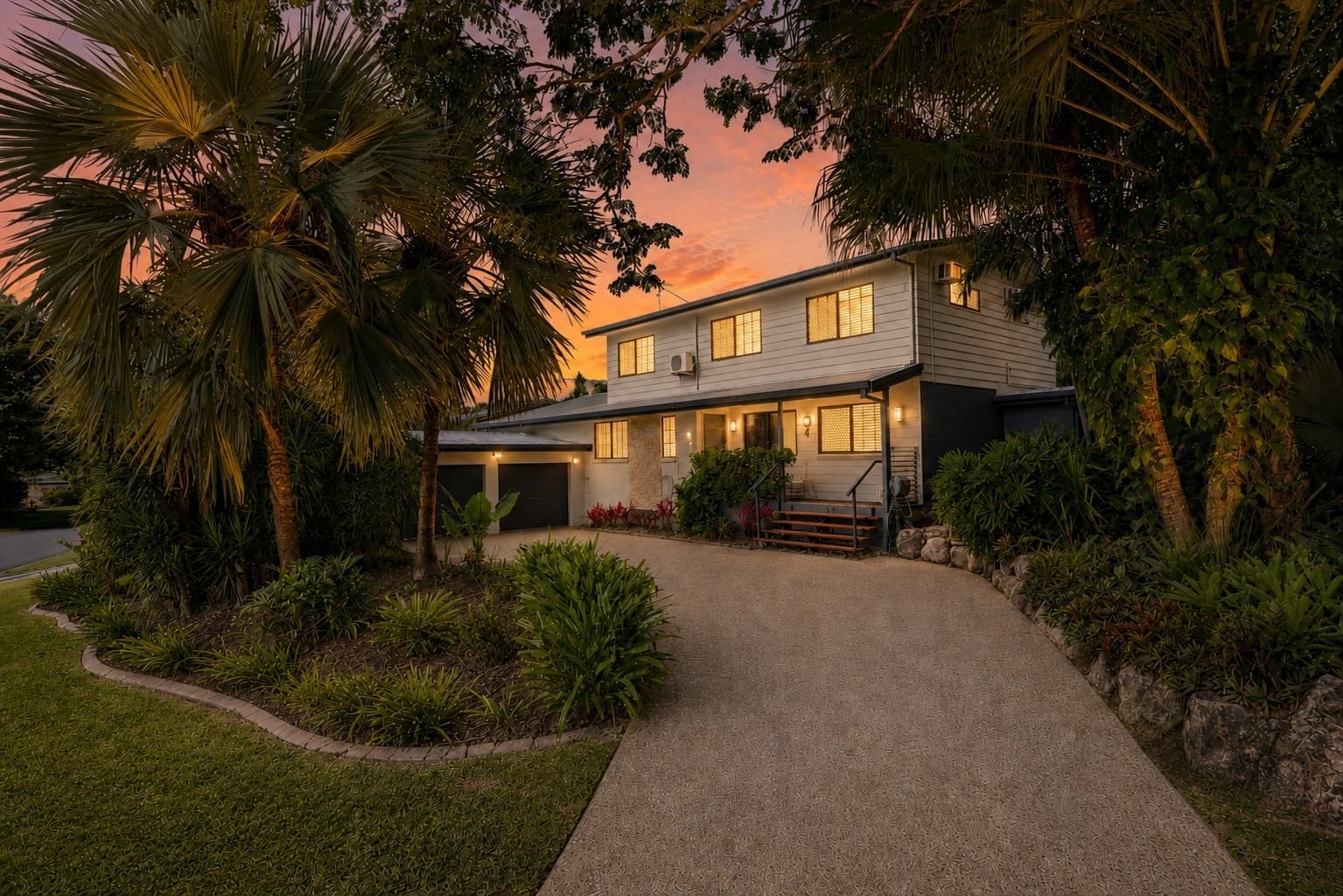 4 Forum Close, Mooroobool, Mooroobool - Image 1