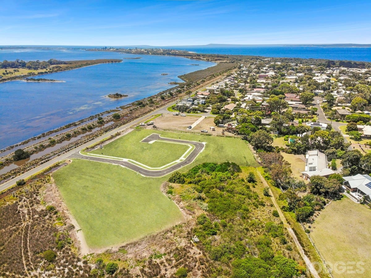 12 Wordel Court, Queenscliff, VIC, 3225, Queenscliff - Thumbnail 2