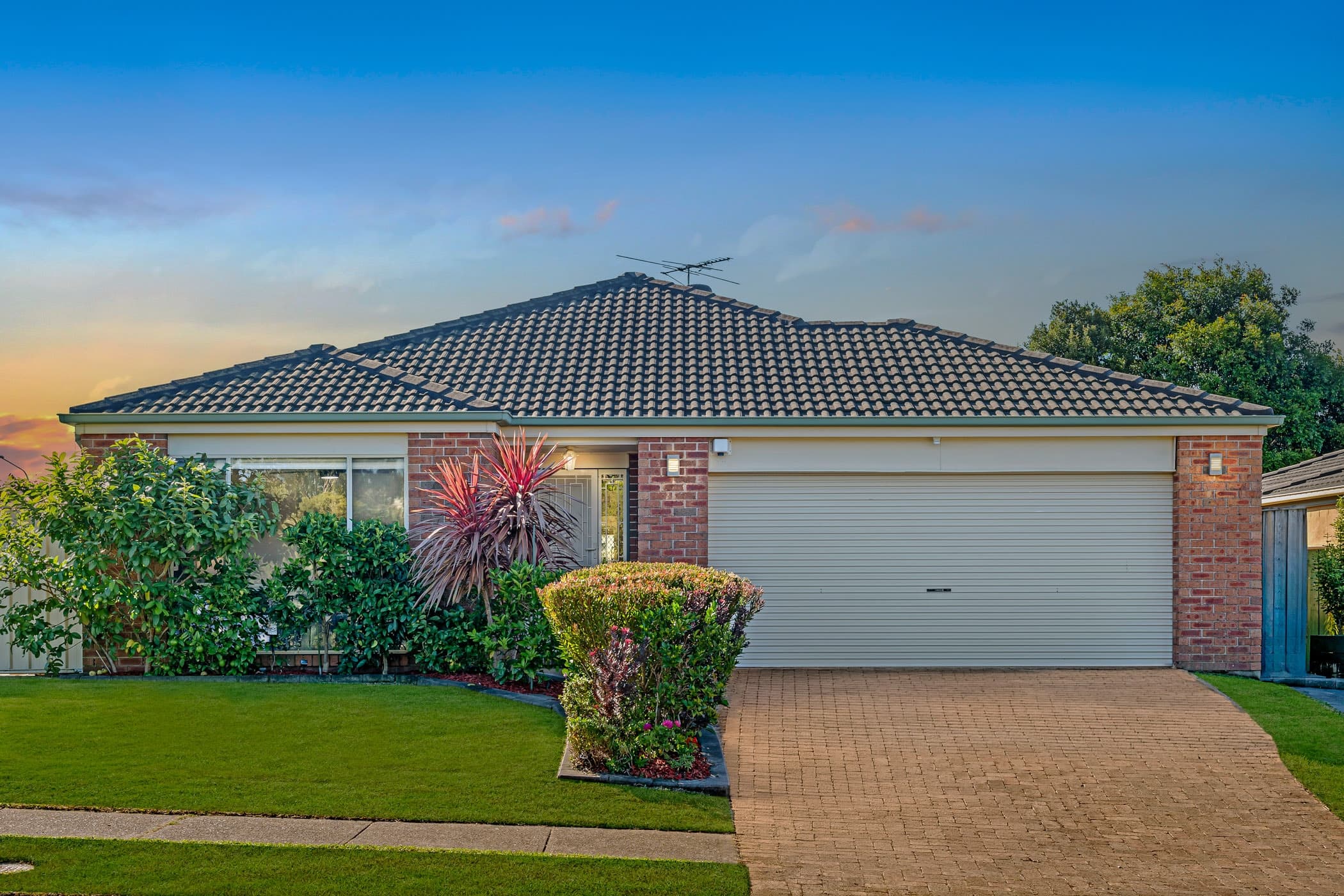 34 Winslow Avenue, Stanhope Gardens NSW 2768, Stanhope Gardens - Thumbnail 2