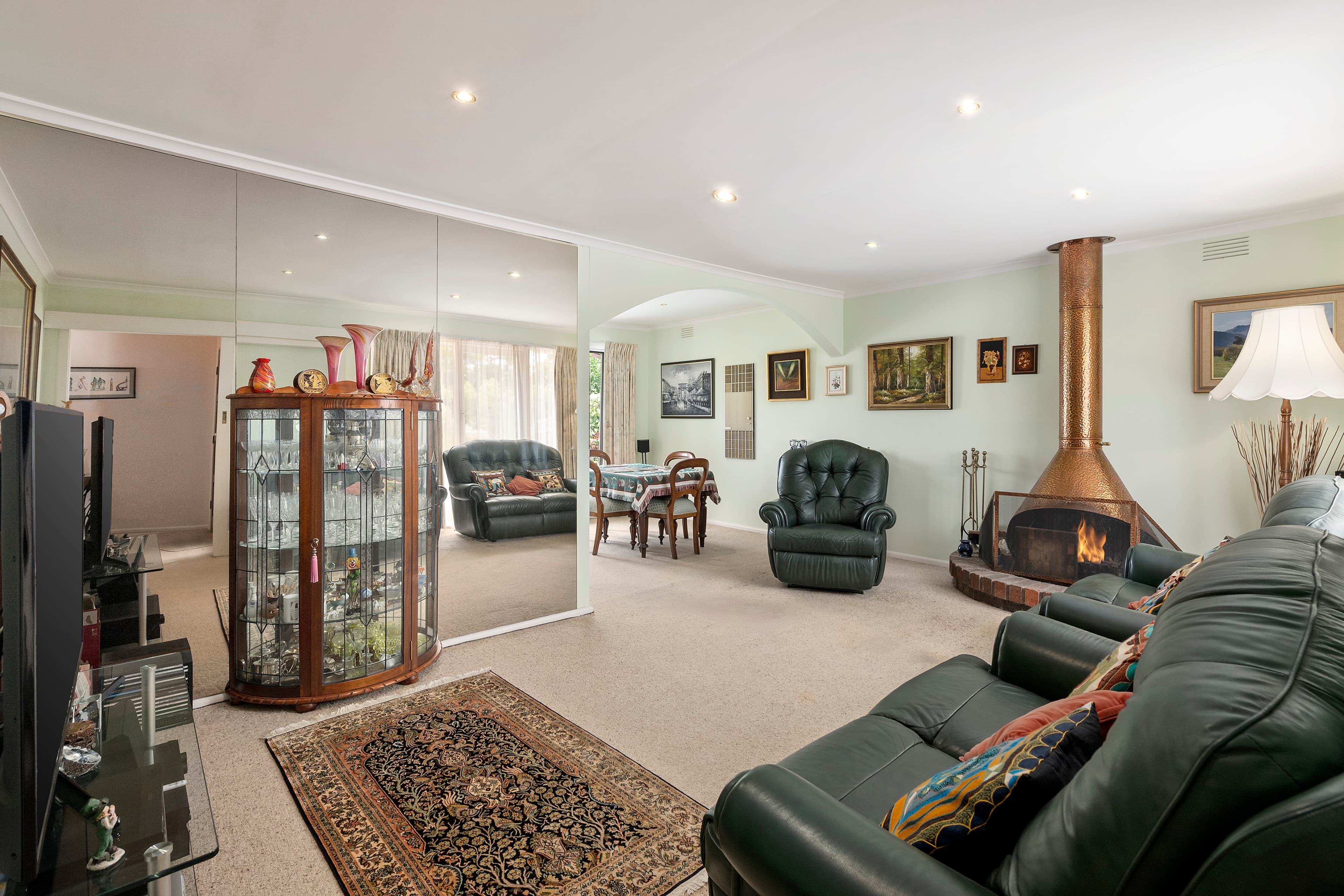 4 Bellbird Crescent, Vermont Victoria  3133, Vermont - Thumbnail 2