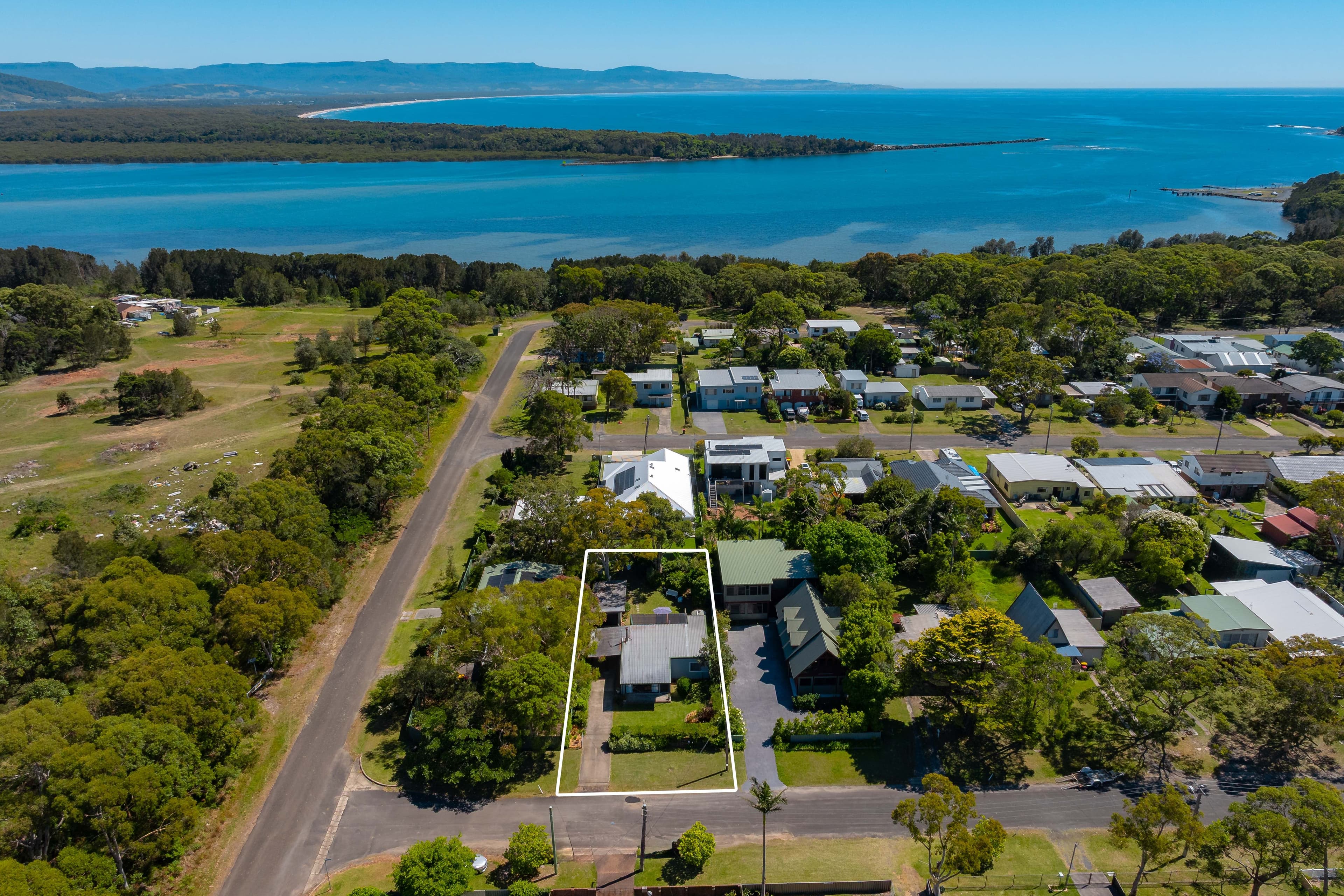3 Jay Street, Culburra Beach NSW 2540, Culburra Beach - Image 1