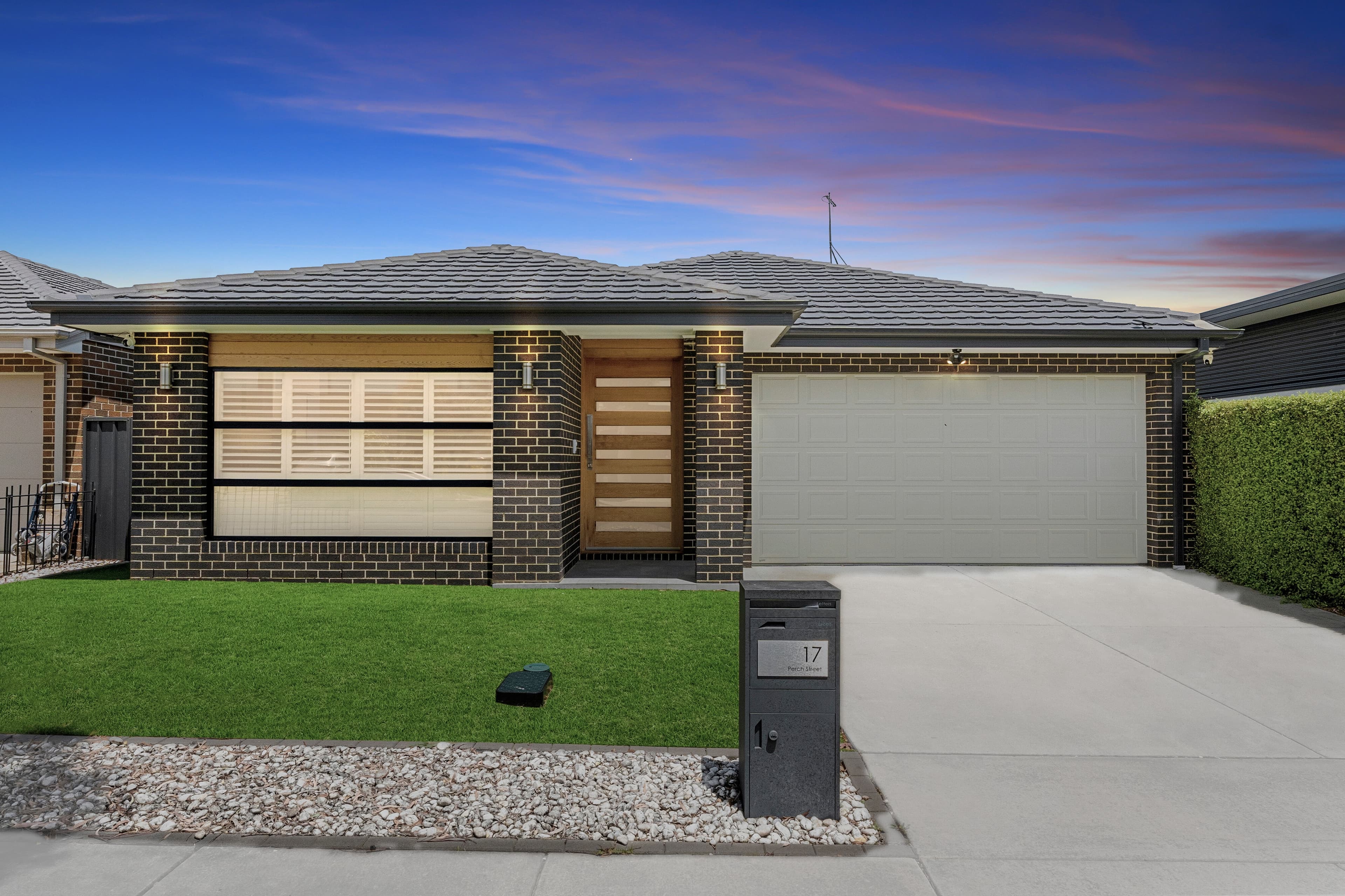 17 Perch Street, Throsby ACT 2914, Throsby - Image 1