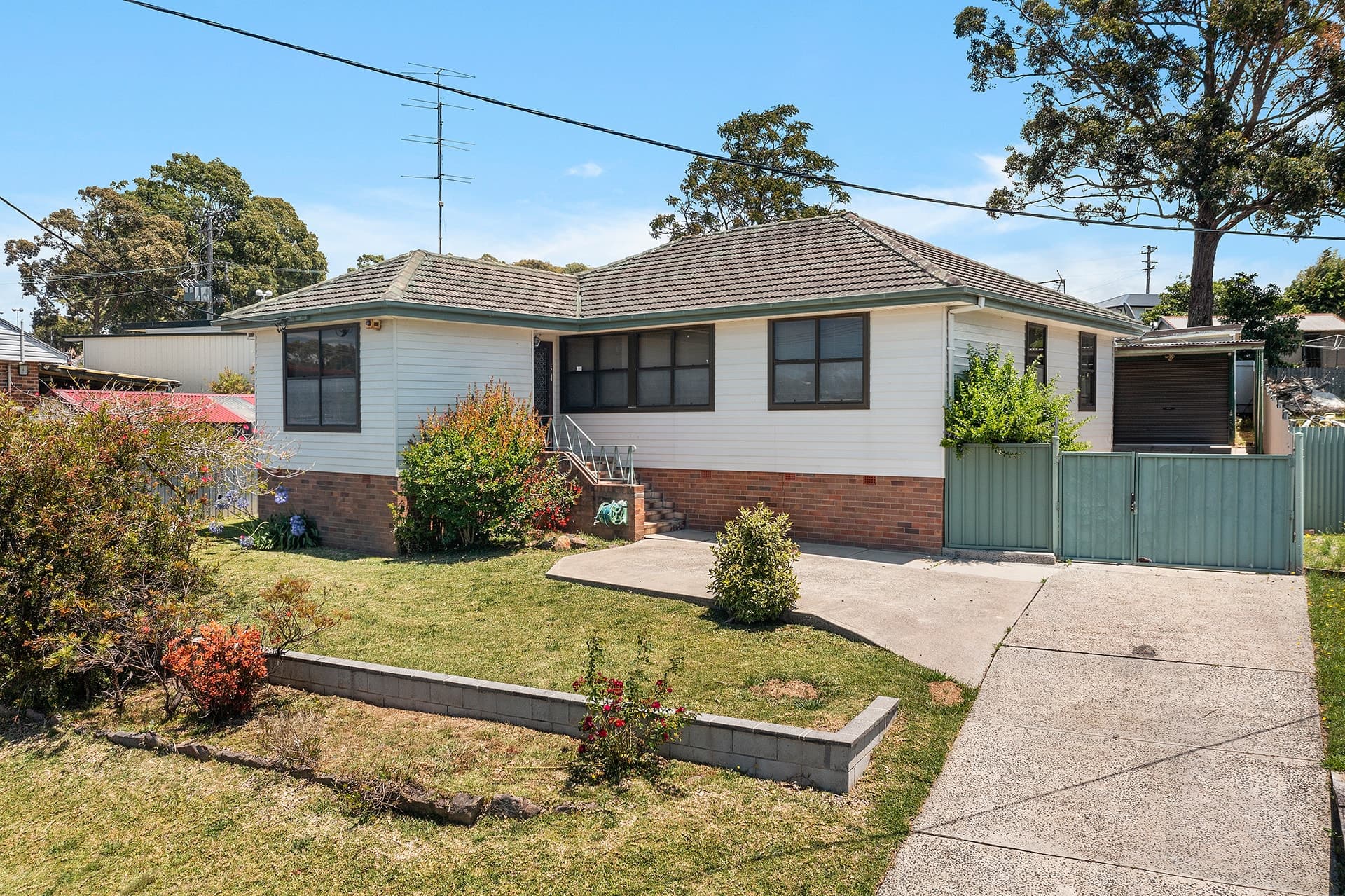 3 Garrard Avenue, Mount Warrigal NSW 2528, Mount Warrigal - Image 1