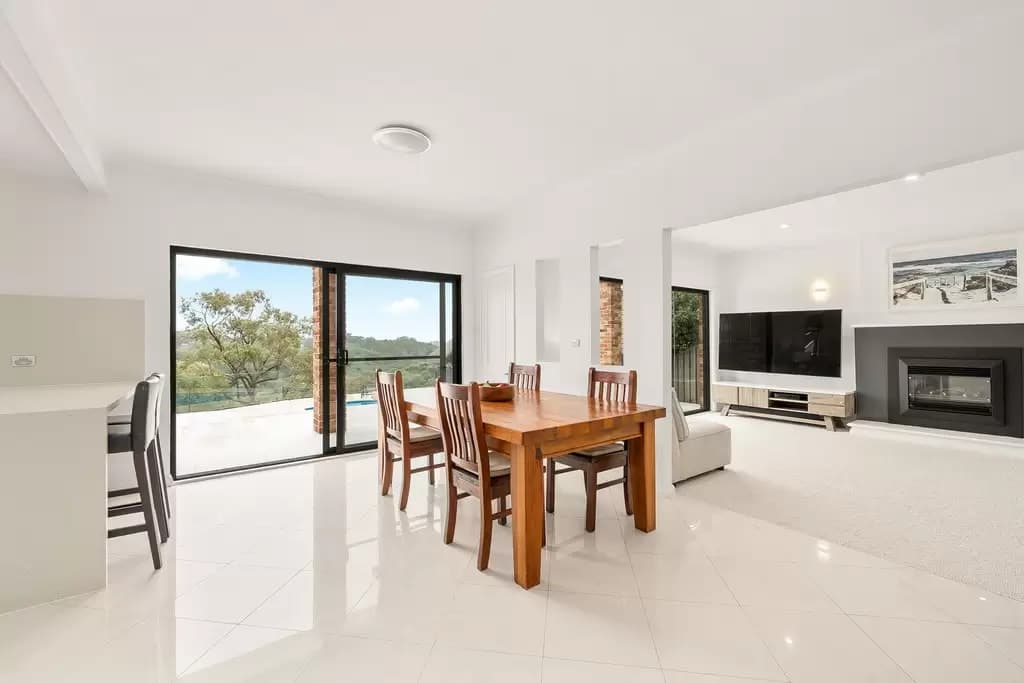 18 Waverly Place, Illawong, Illawong - Thumbnail 5