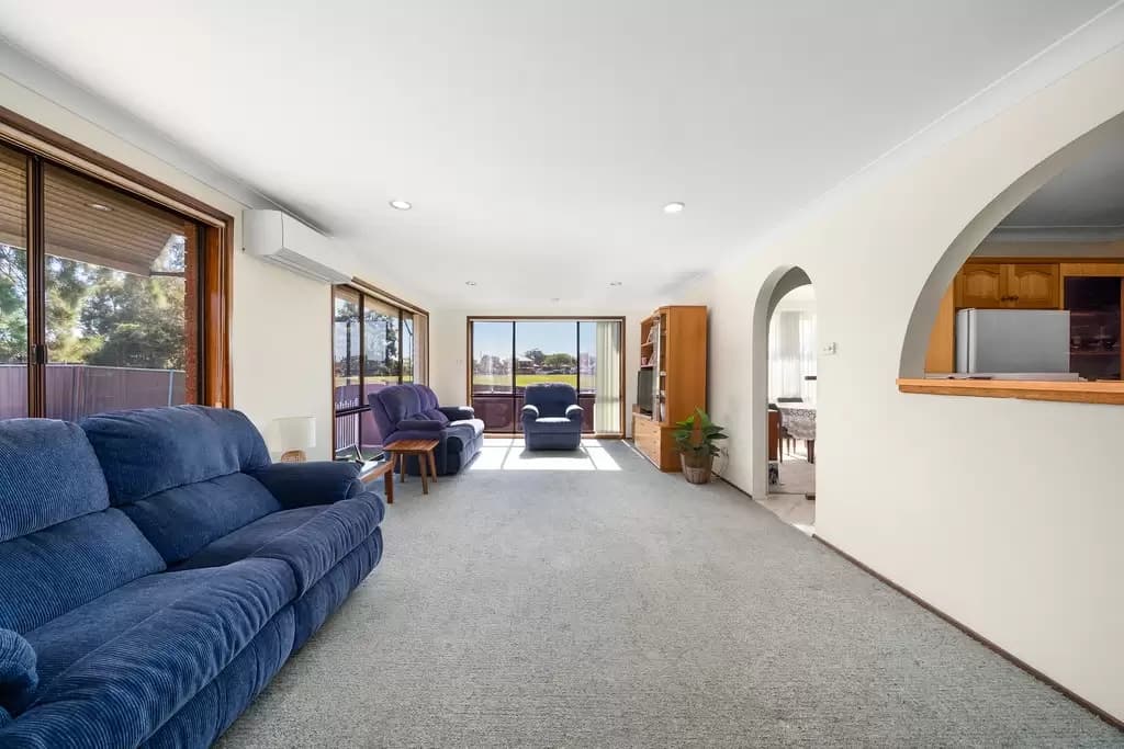7 Usher Crescent, Sefton, Sefton - Thumbnail 6