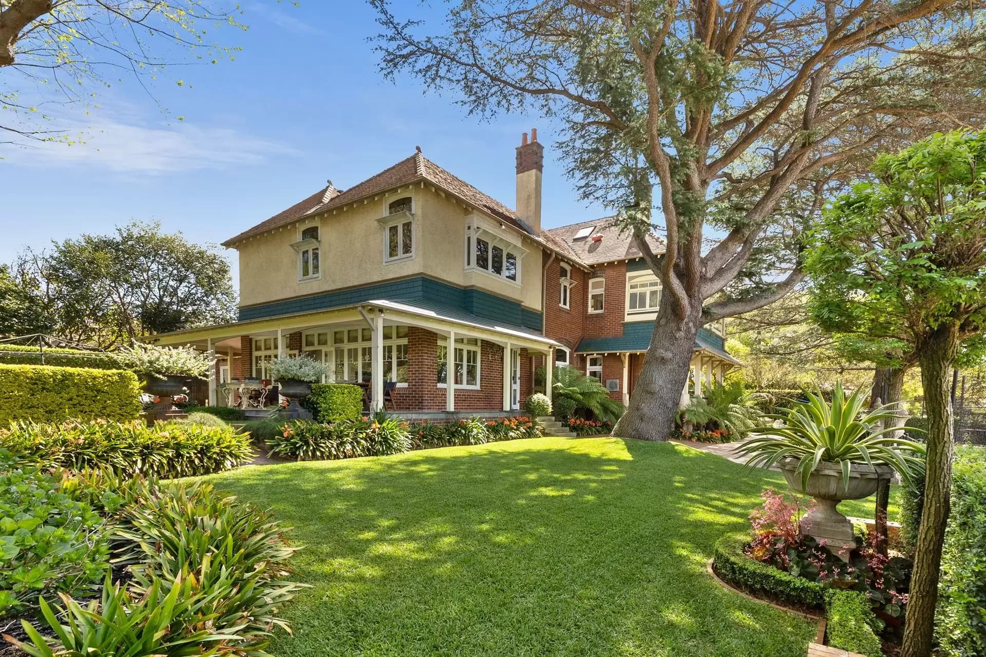 16-18 Findlay Avenue, Roseville - Image 1