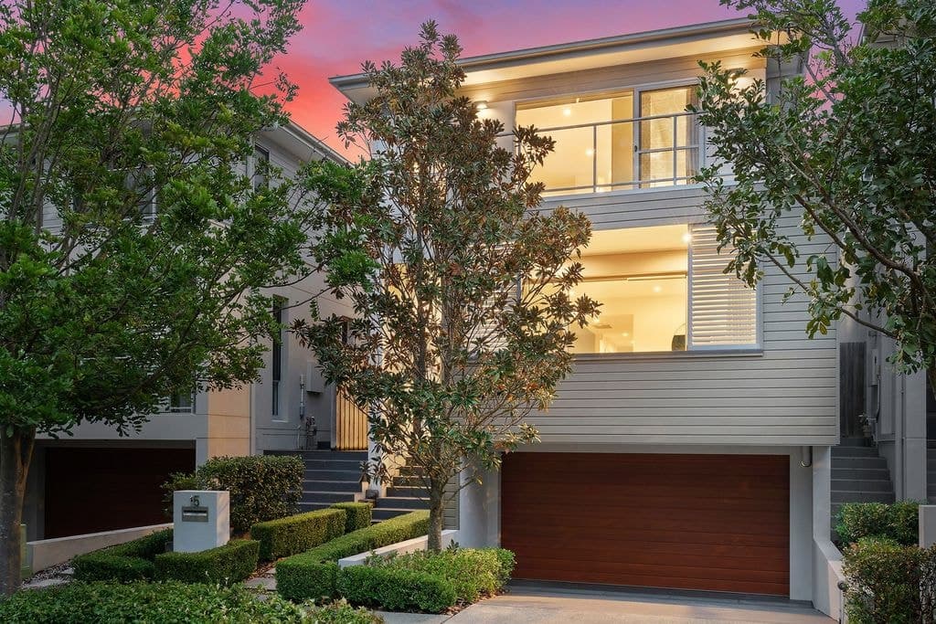 15 Rosanna Close, Willoughby - Image 1