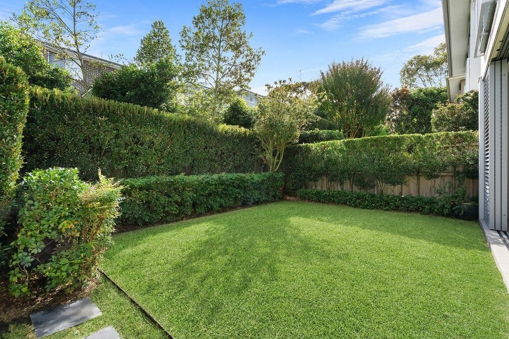15 Rosanna Close, Willoughby - Thumbnail 2