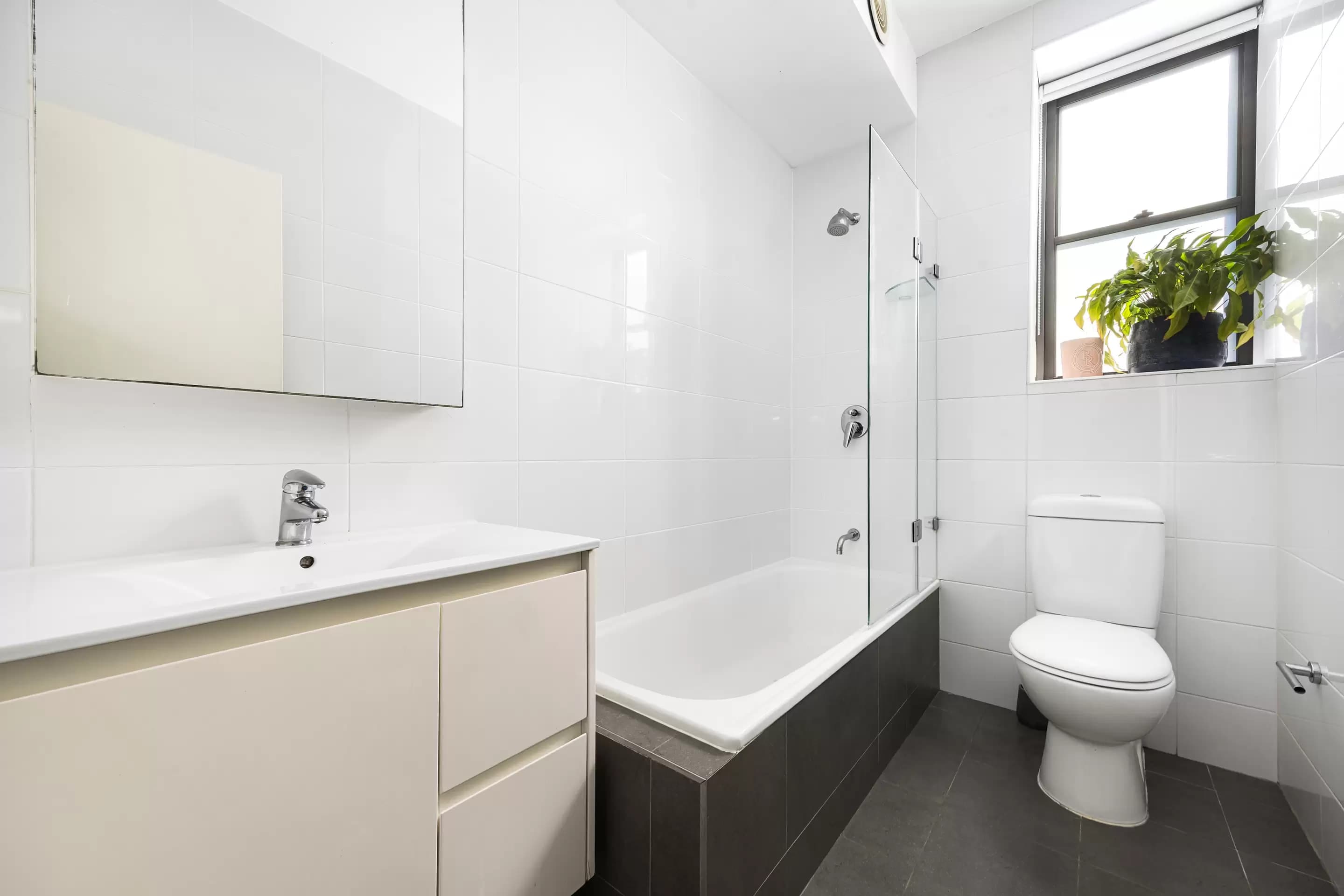 1/171-173 Carrington Road (Access Via Carrington Lane), Coogee, Coogee - Thumbnail 4