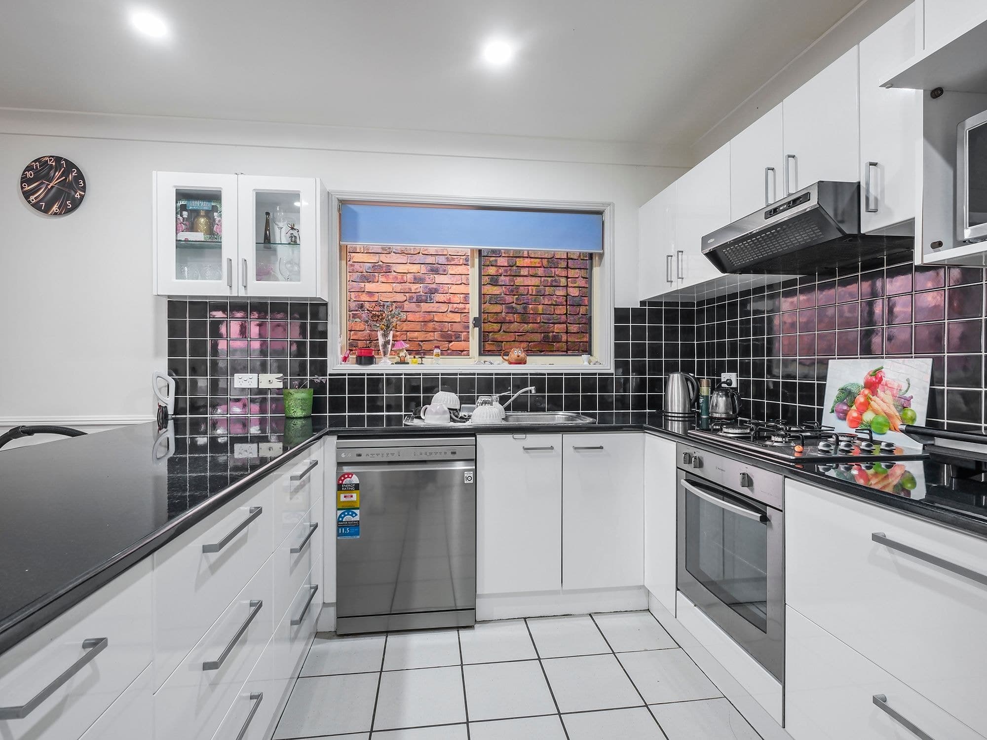 24 Amara Crescent, Forest Lake QLD 4078, Forest Lake - Thumbnail 2