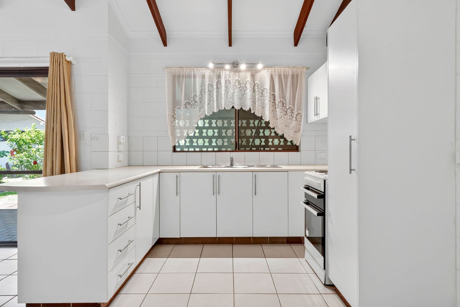 1/46 Calytrix Road, Karama - Thumbnail 3