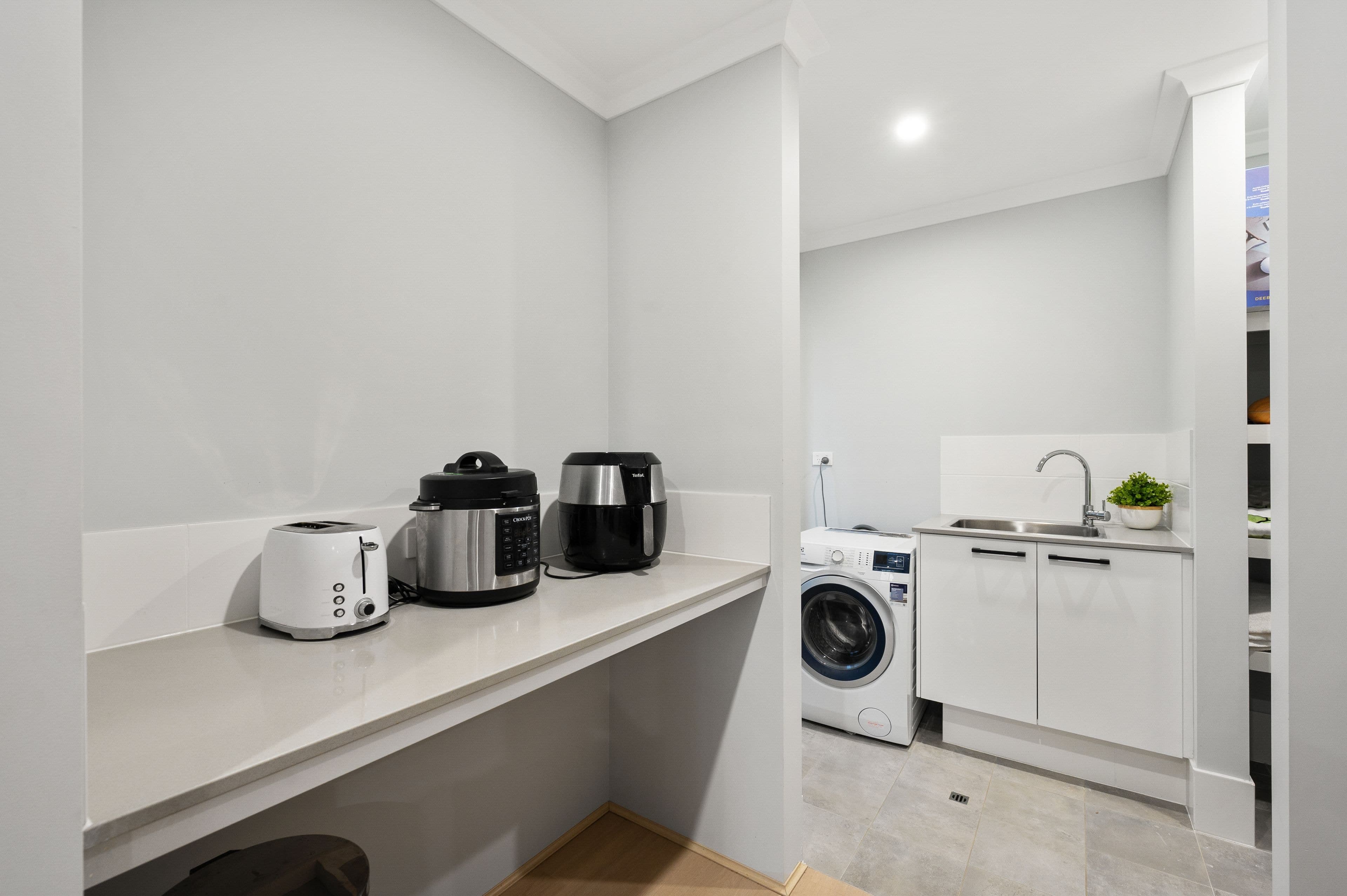 7 Mykonos Road, Coogee WA 6166, Coogee - Thumbnail 8