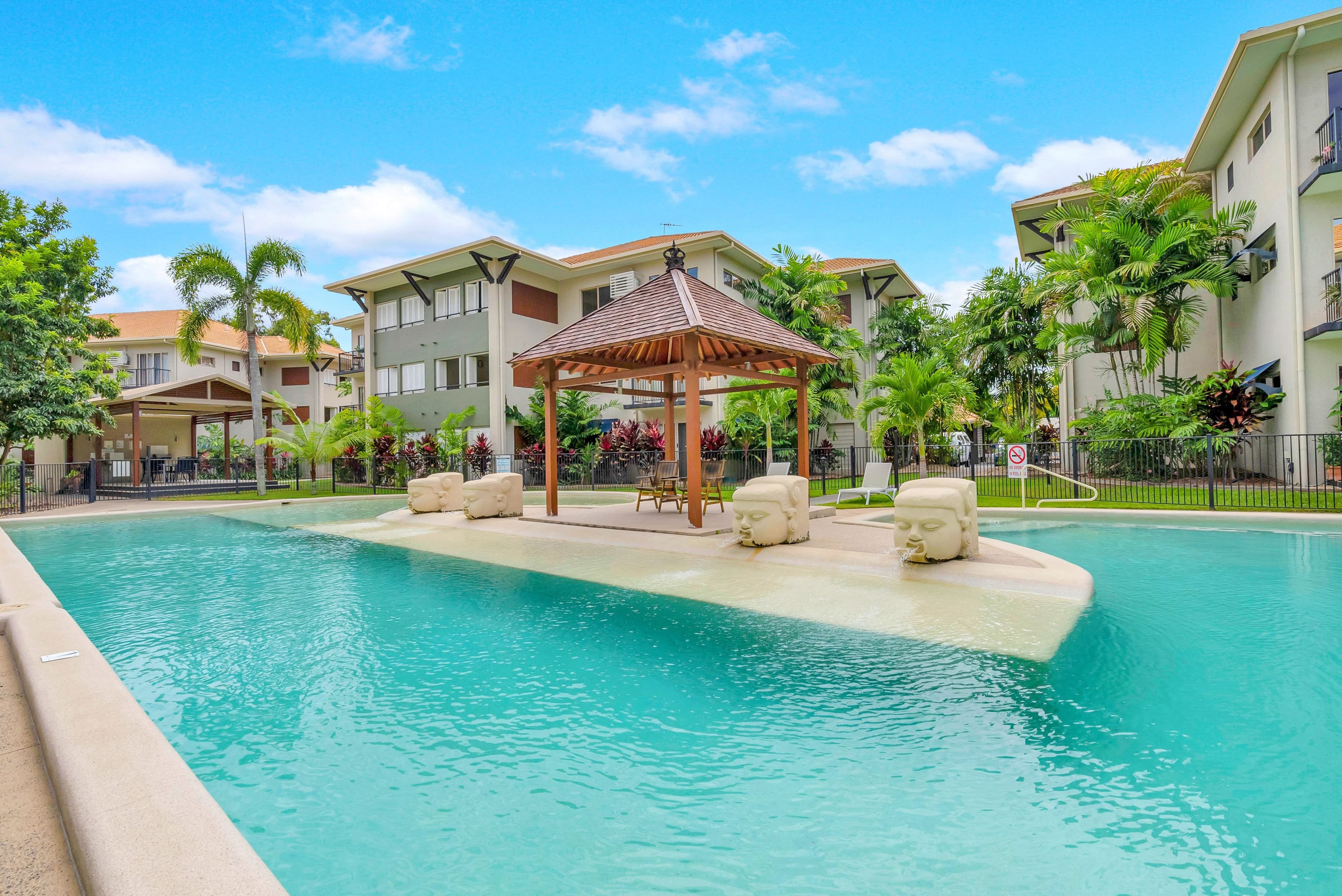 2204/40-42 Clifton Road, Clifton Beach QLD 4879, Clifton Beach - Image 1