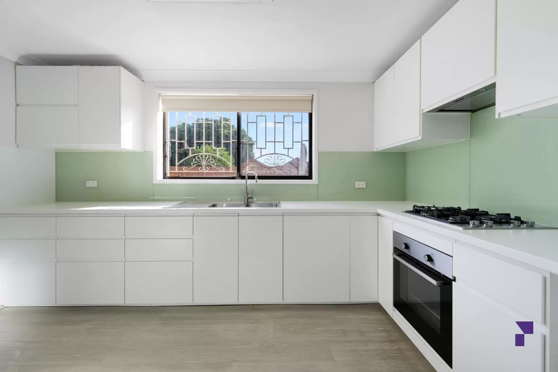 4/221-227 Old Kent Road, Greenacre - Thumbnail 2