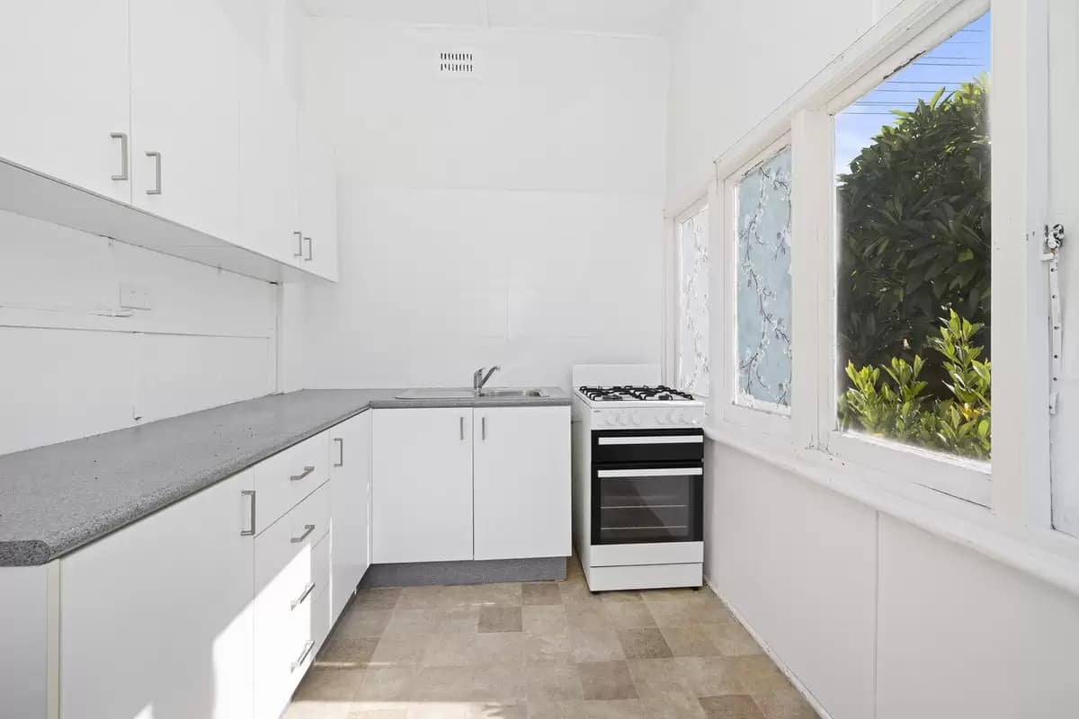 15 Nicholson Street, Burwood - Thumbnail 3