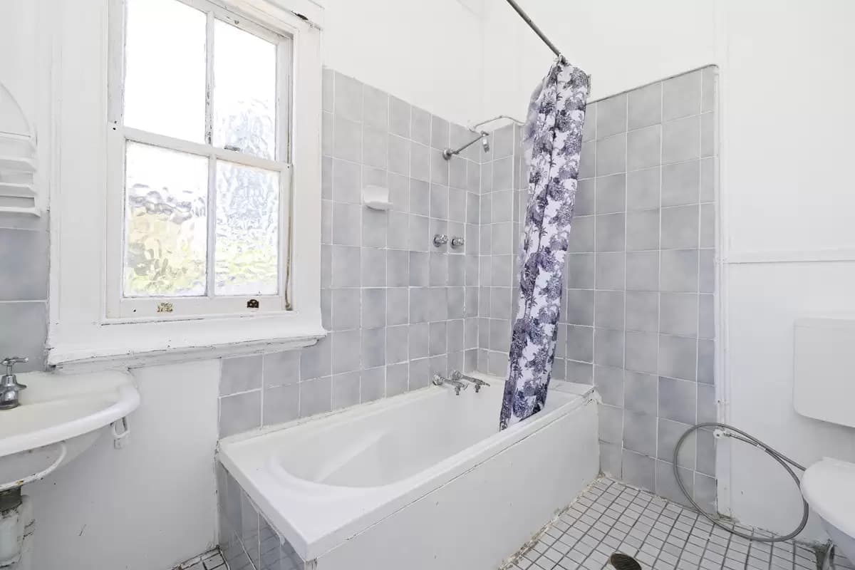 15 Nicholson Street, Burwood - Thumbnail 8