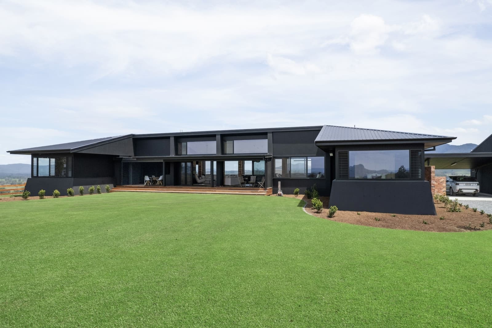 281 Crowthers Road, GLOUCESTER, Stratford - Thumbnail 2