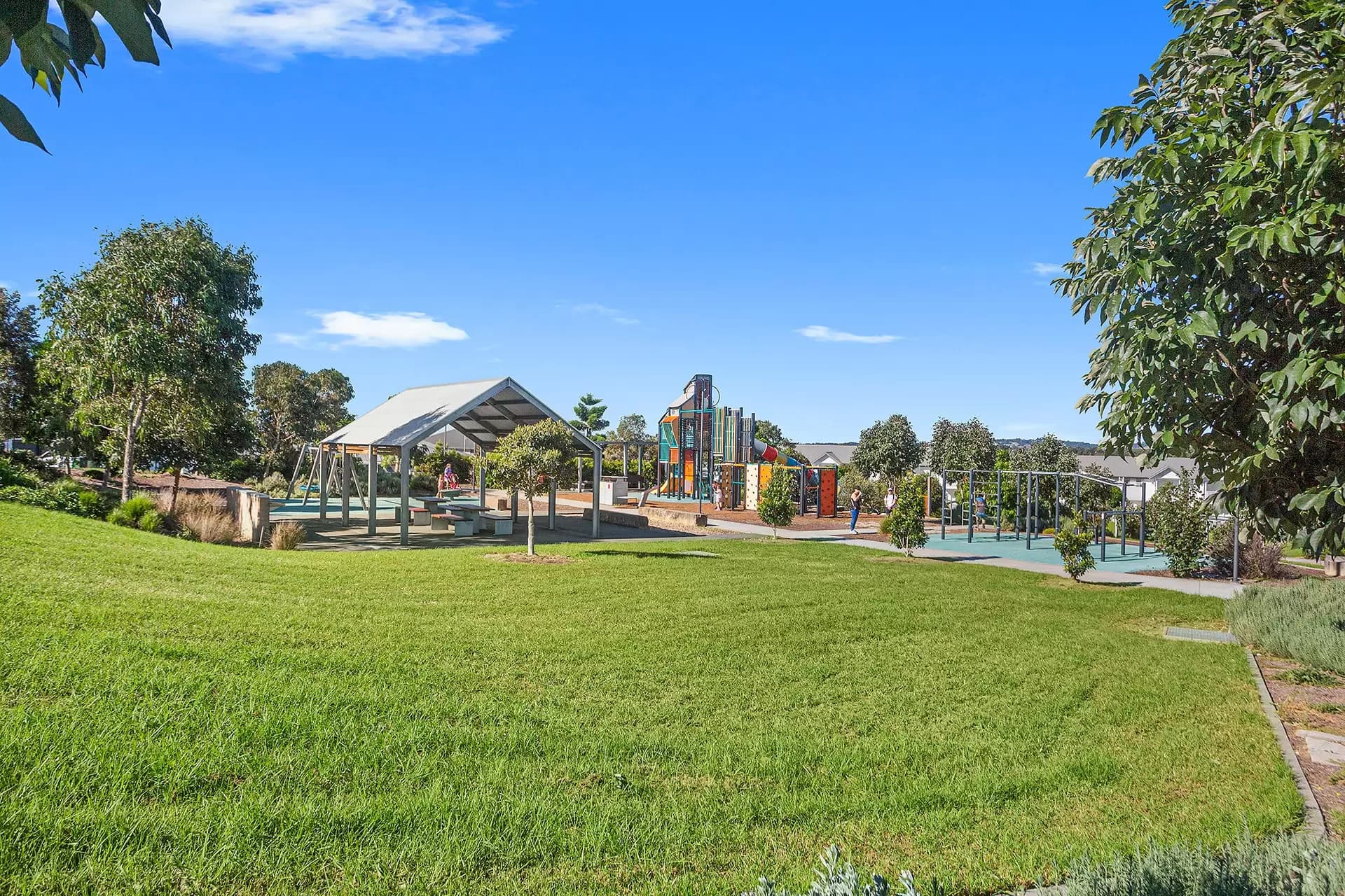 44 Coalminer Drive, Calderwood - Thumbnail 5