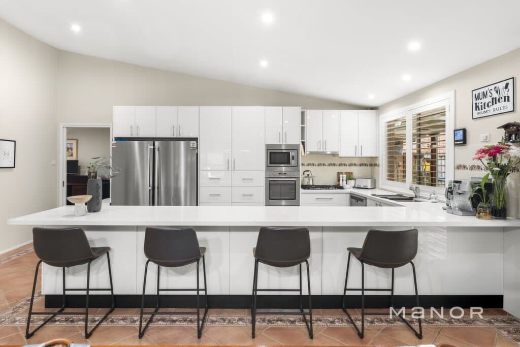 10 Lochton Place Beaumont Hills, Beaumont Hills - Thumbnail 4