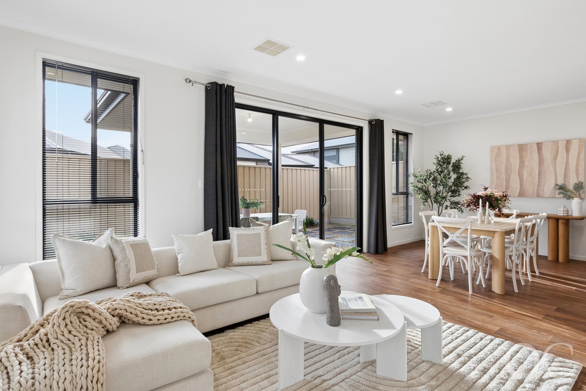 56 Simcoe Avenue, Seaford Meadows - Thumbnail 2