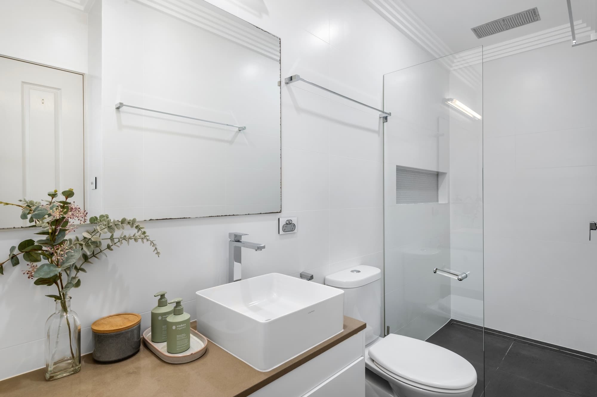 8/24-28 Fisher Street, West Wollongong - Thumbnail 3