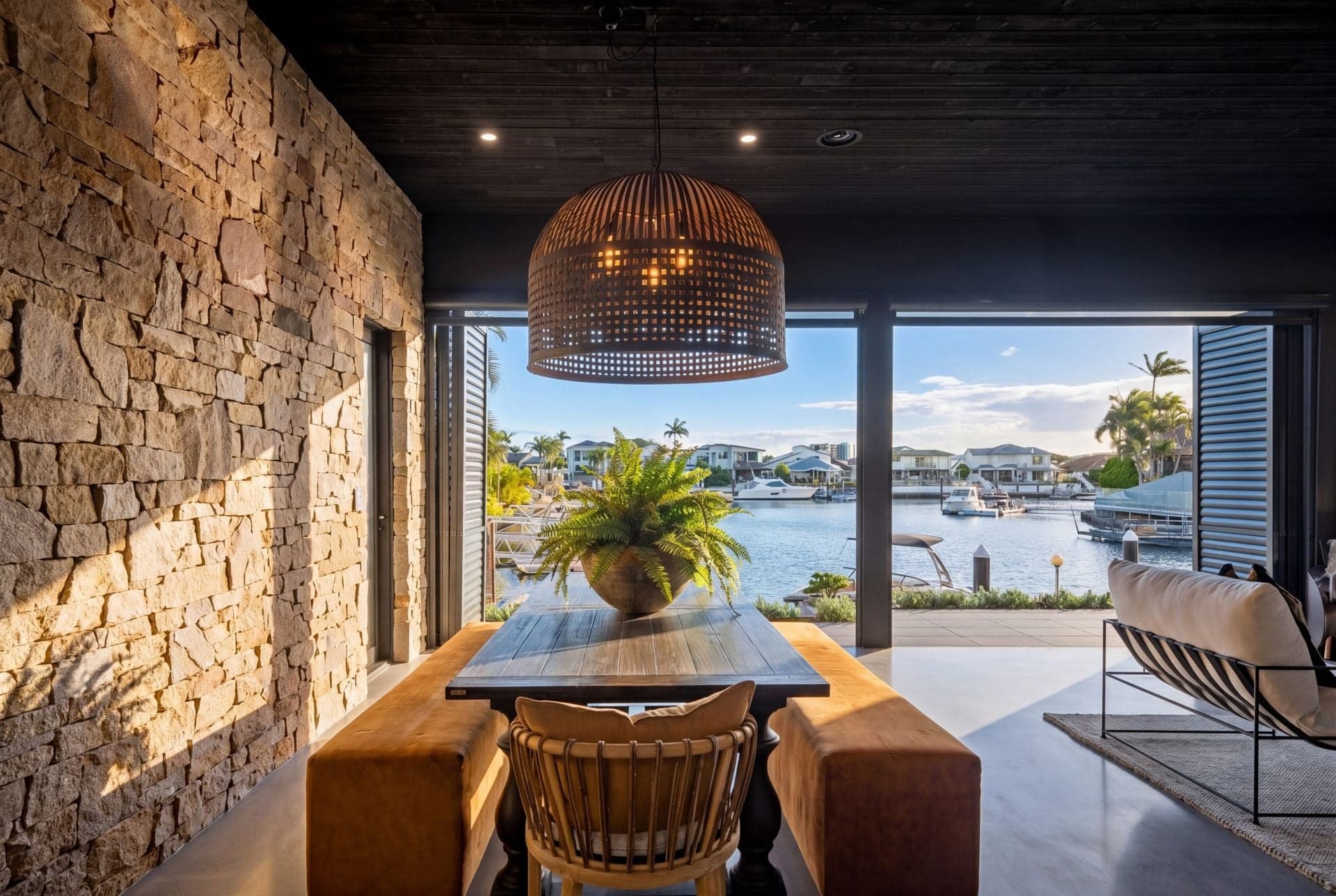 22 Nirvana Court, Runaway Bay - Thumbnail 8