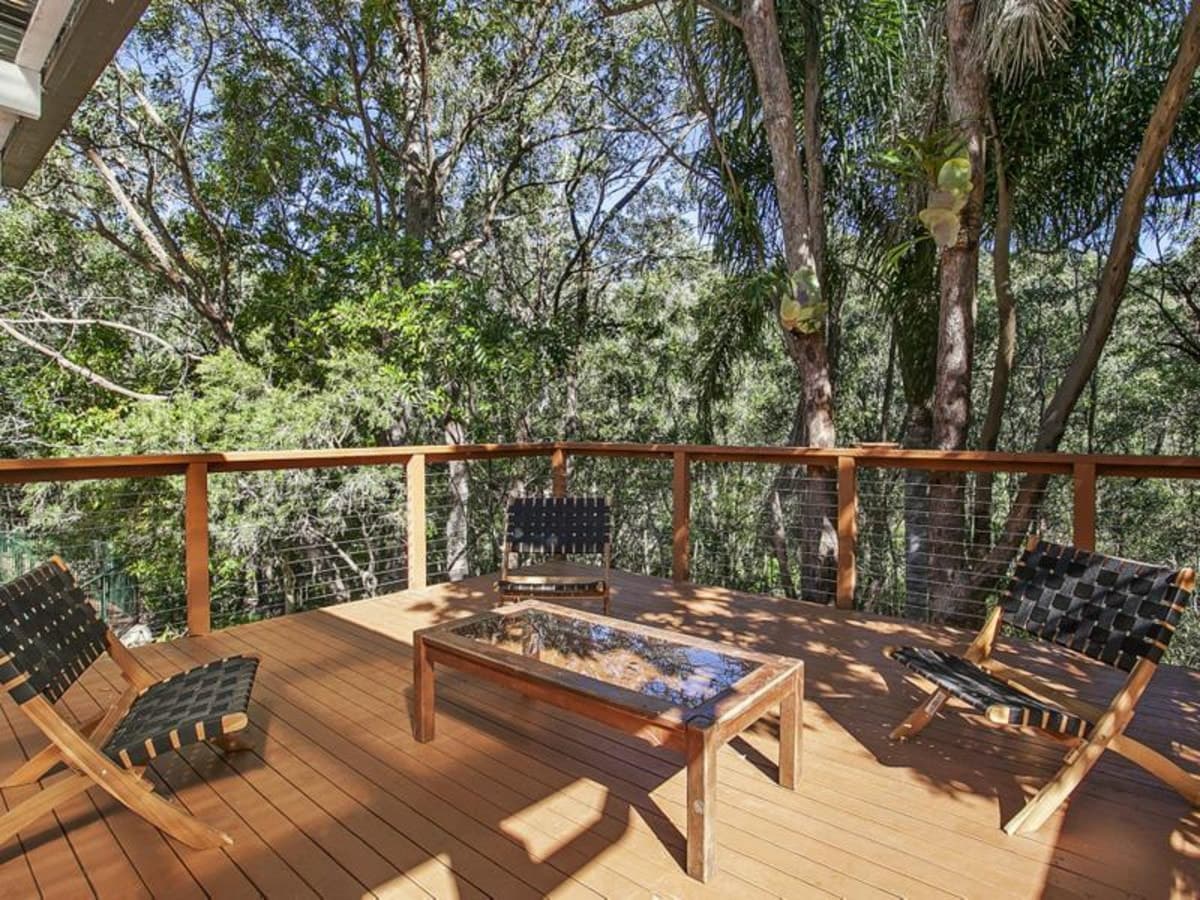 9 McCubbin Crt, BURLEIGH HEADS, Burleigh Heads - Image 1