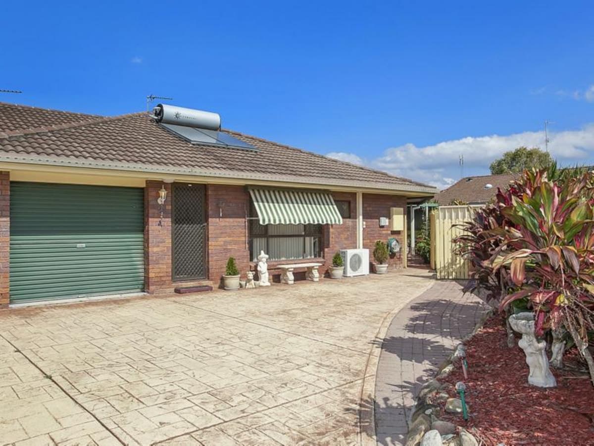 2/5 Chipwood Close, BURLEIGH WATERS, Burleigh Waters - Thumbnail 3
