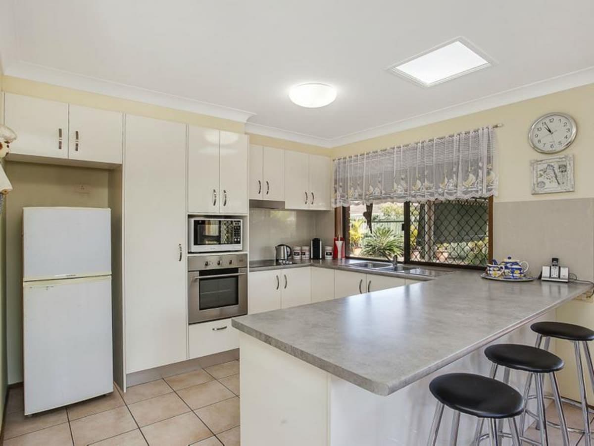 2/5 Chipwood Close, BURLEIGH WATERS, Burleigh Waters - Thumbnail 7