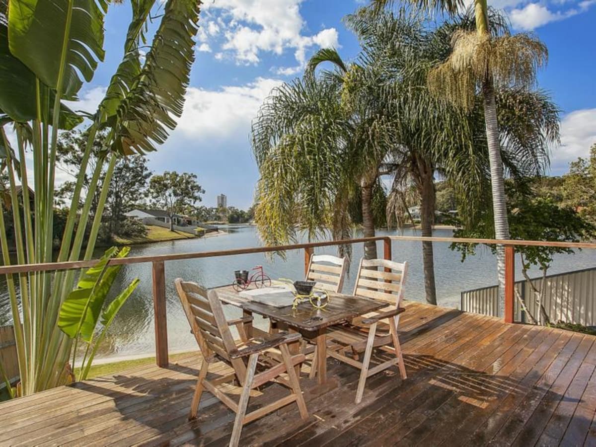 3/4 Sunbird Street, BURLEIGH WATERS, Burleigh Waters - Image 1
